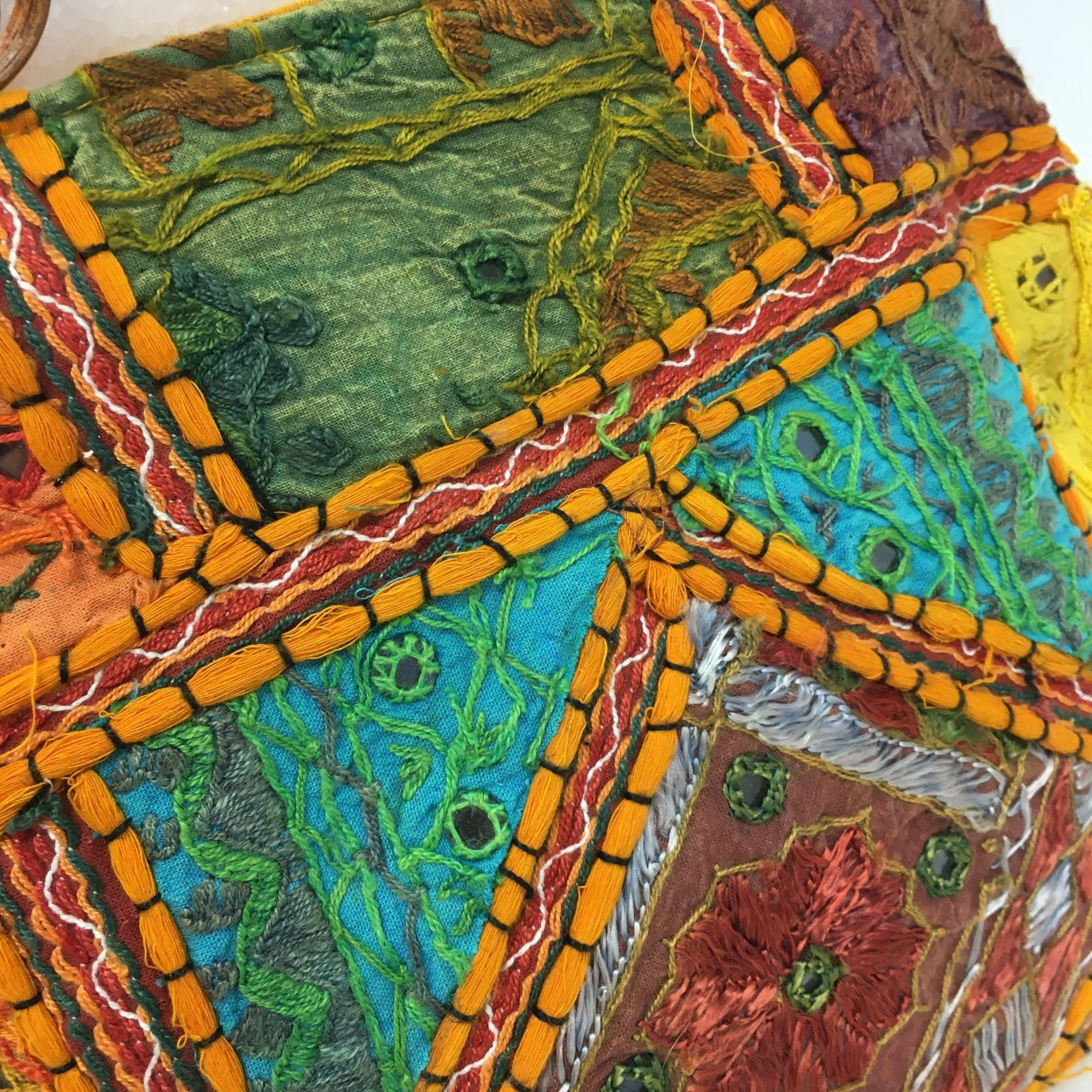Other Nos Vtg HIPPIE HoBo Embroidered BANJARA Bohemian Purse Size ONE SIZE - 3 Thumbnail