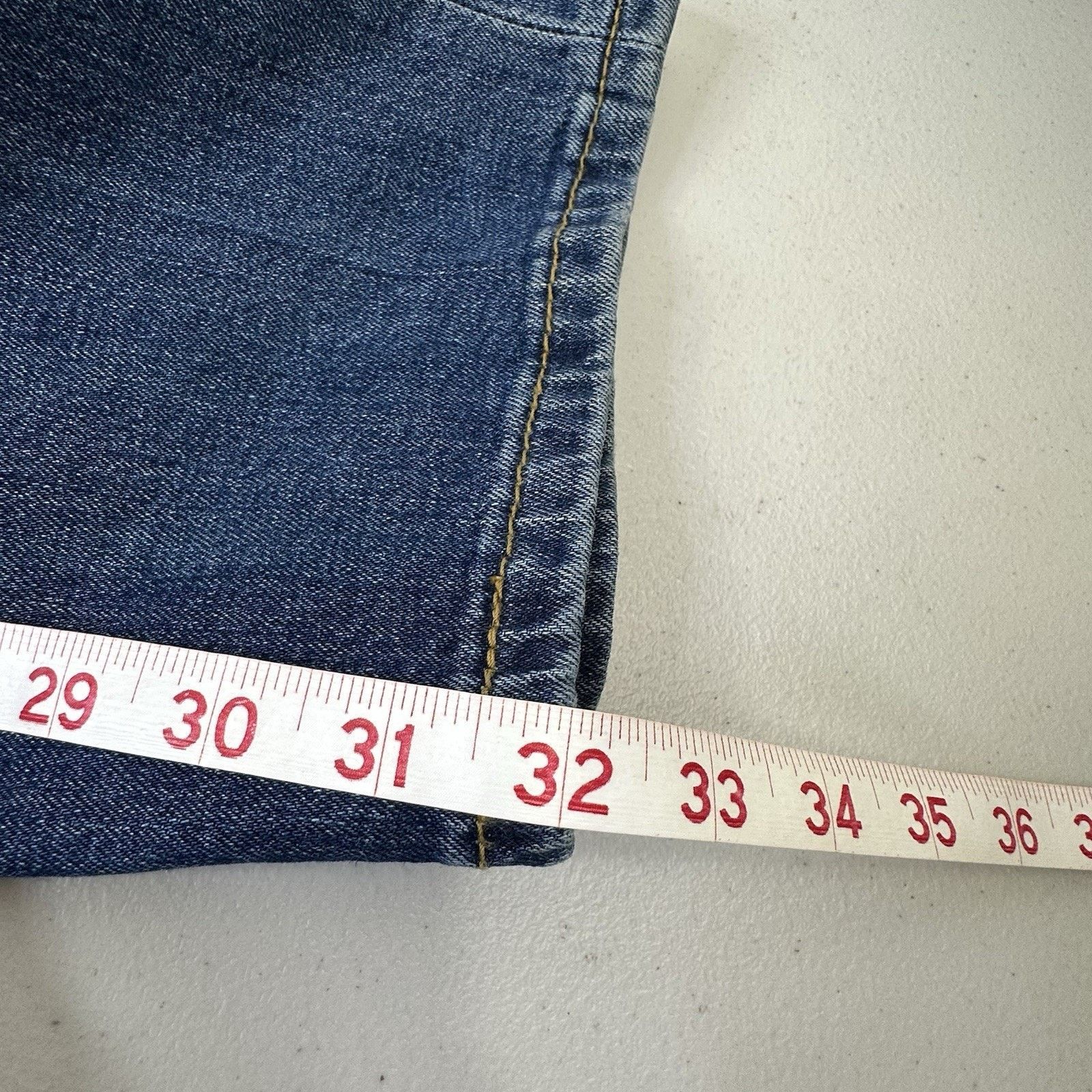 Levi's Levis 514 Straight Leg Men's 38x32 Medium Wash Blue jeans Size US 38 / EU 54 - 6 Thumbnail