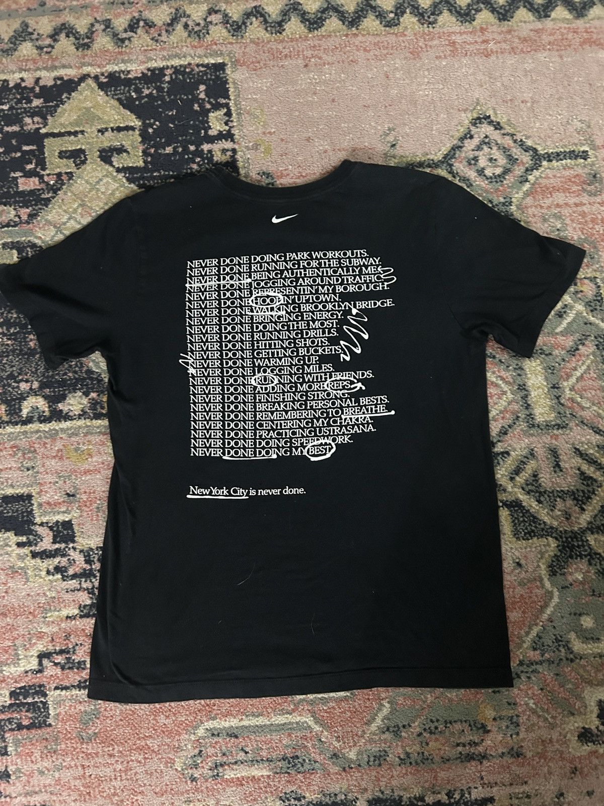 Nike Nike NYC "New York City Is Never Done" Graphic T-Shirt Size US M / EU 48-50 / 2 - 4 Thumbnail