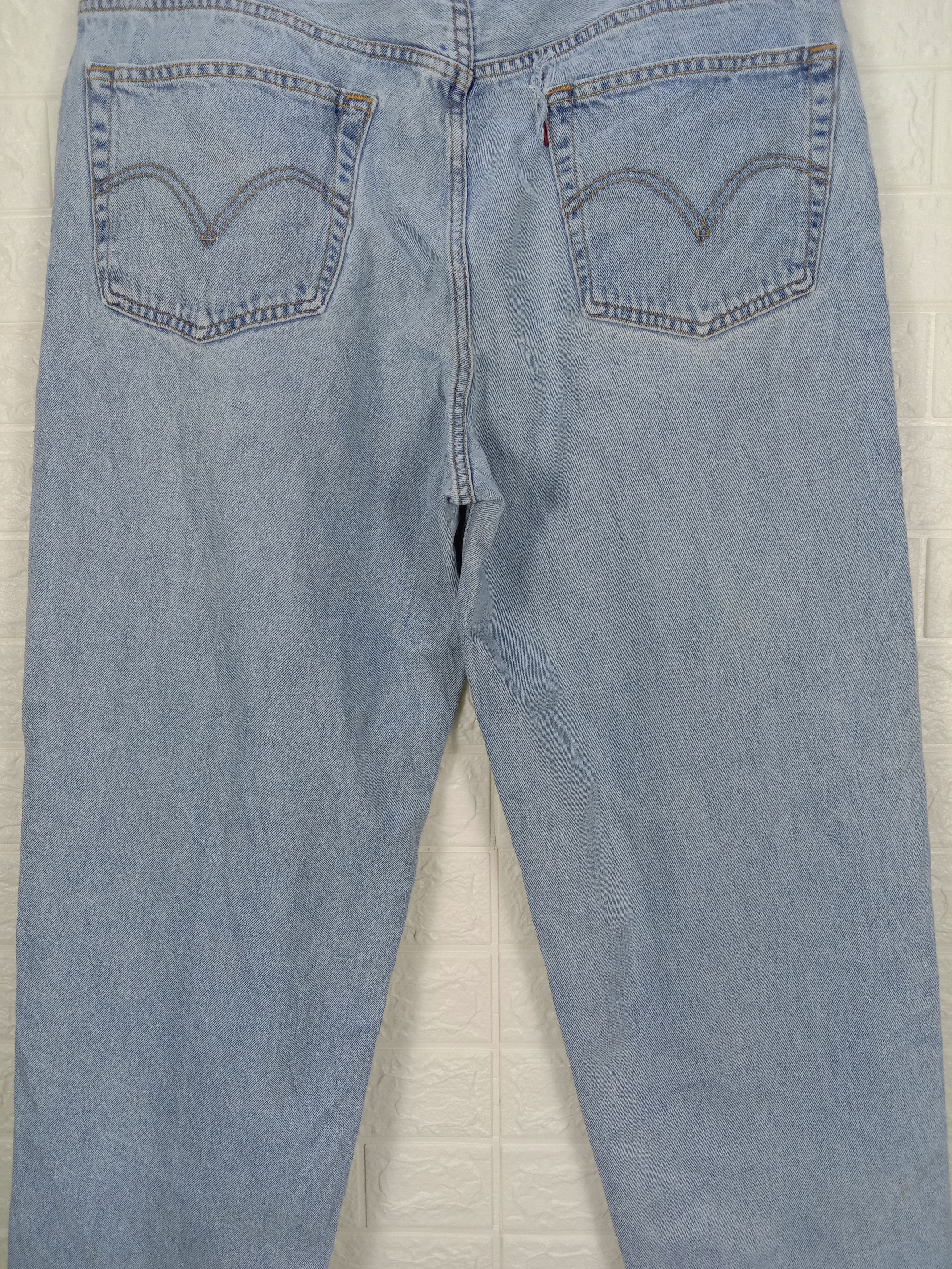 Levi's Vintage Levi's 560 Jeans Light Wash Comfort Fit Denim Size US 38 / EU 54 - 7 Thumbnail
