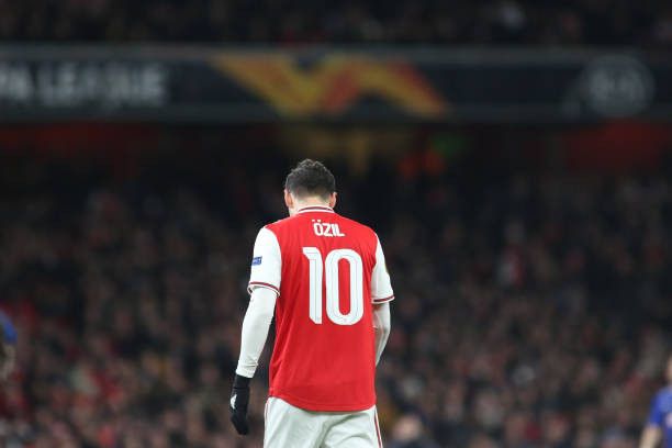 Adidas Arsenal home 2019/2020 özil jersey football Size US S / EU 44-46 / 1 - 13 Thumbnail