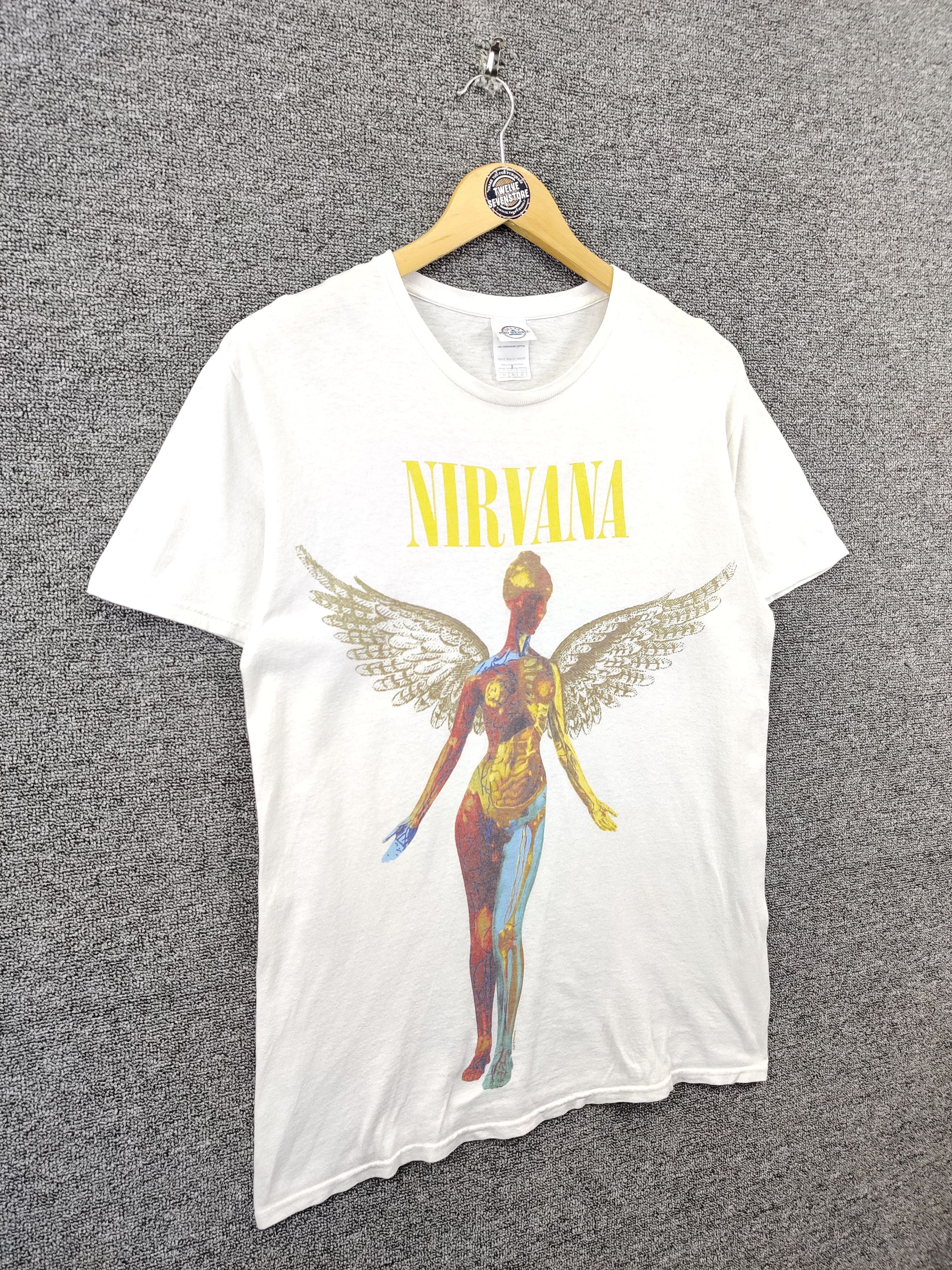 Band Tees Vintage Nirvana In Utero Band Tee Tshirt Size US M / EU 48-50 / 2 - 5 Thumbnail