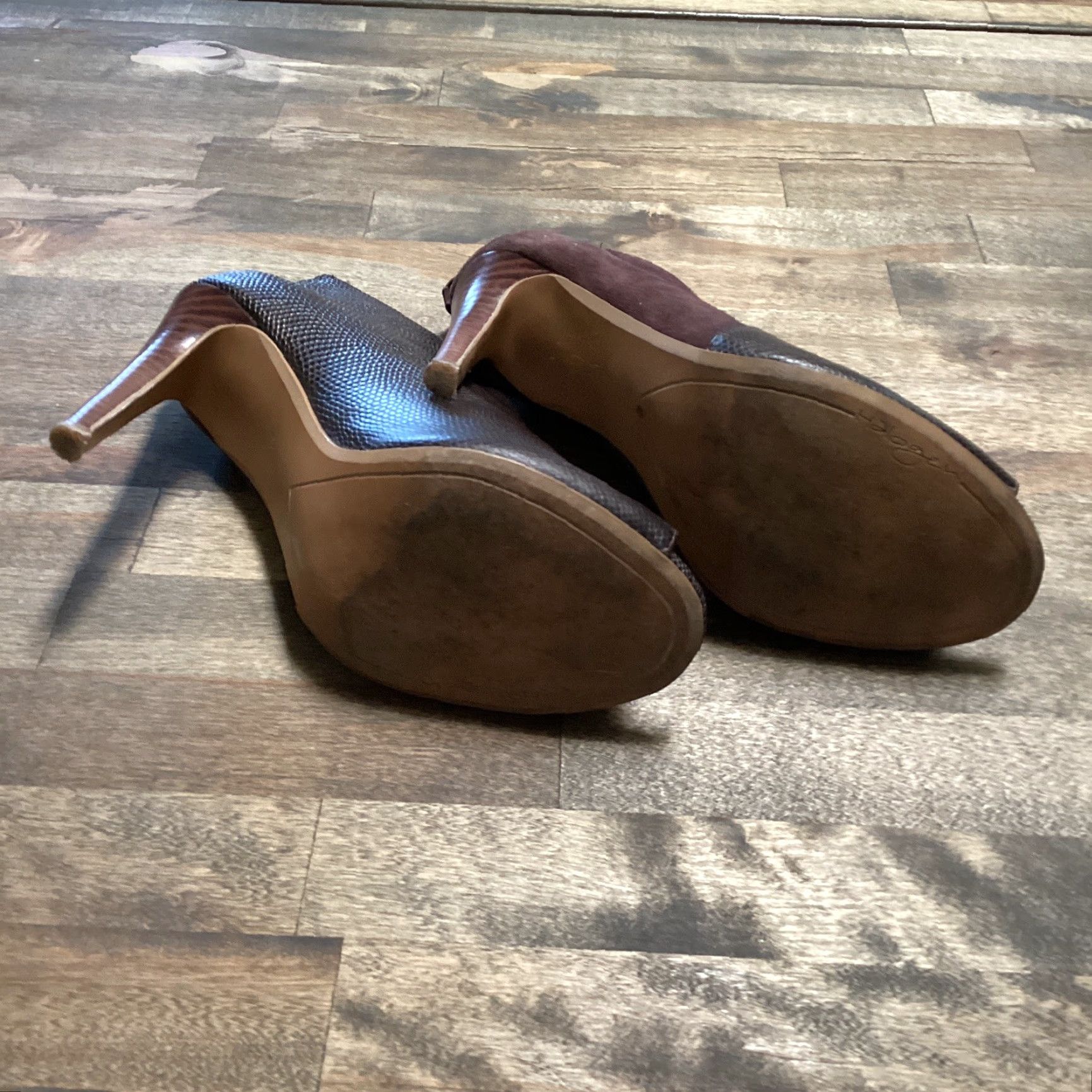 Vintage Halogen Booties Womens 6M Stiletto Heels Brown Lizard Embossed Leather Zip Booties Mande Suede Back Zip Closure Womens Shoes Brown Halogen Size US 6 / IT 36 - 7 Thumbnail