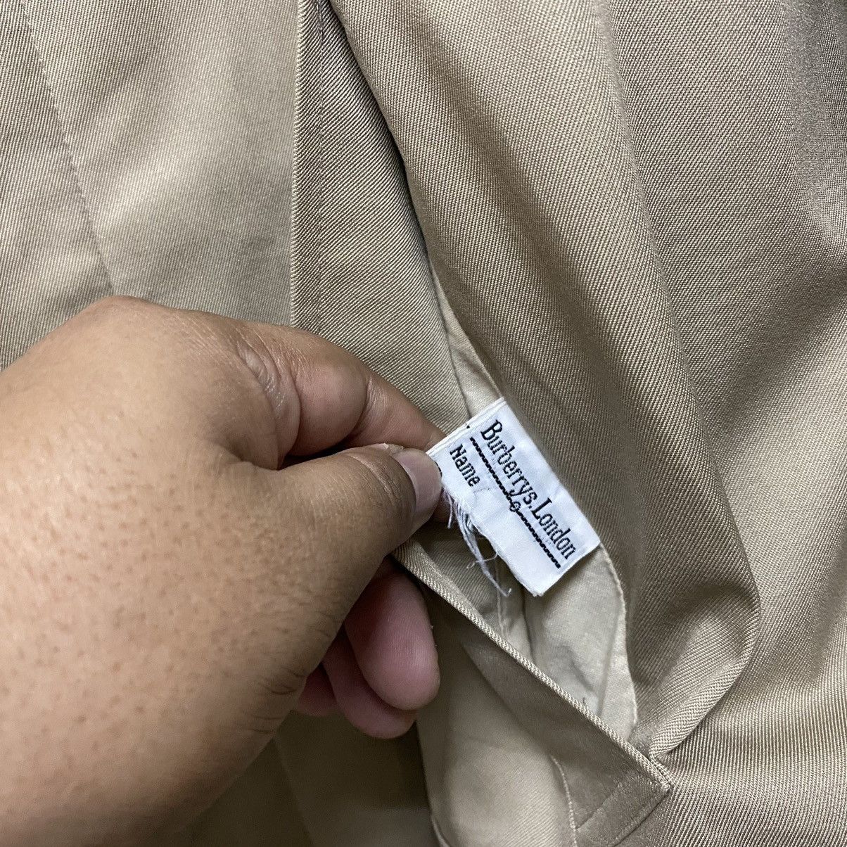 Burberry Vintage BURBERRYs' Nova Check Trench Classic Made ENGLAND Size US L / EU 52-54 / 3 - 12 Thumbnail