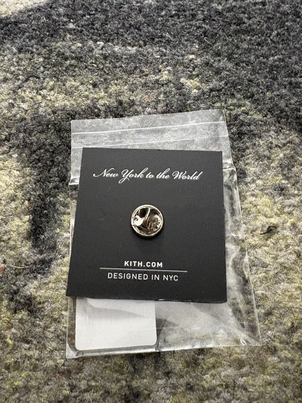 Kith Kith Miami Instore Exclusive Pin Size ONE SIZE - 2 Thumbnail