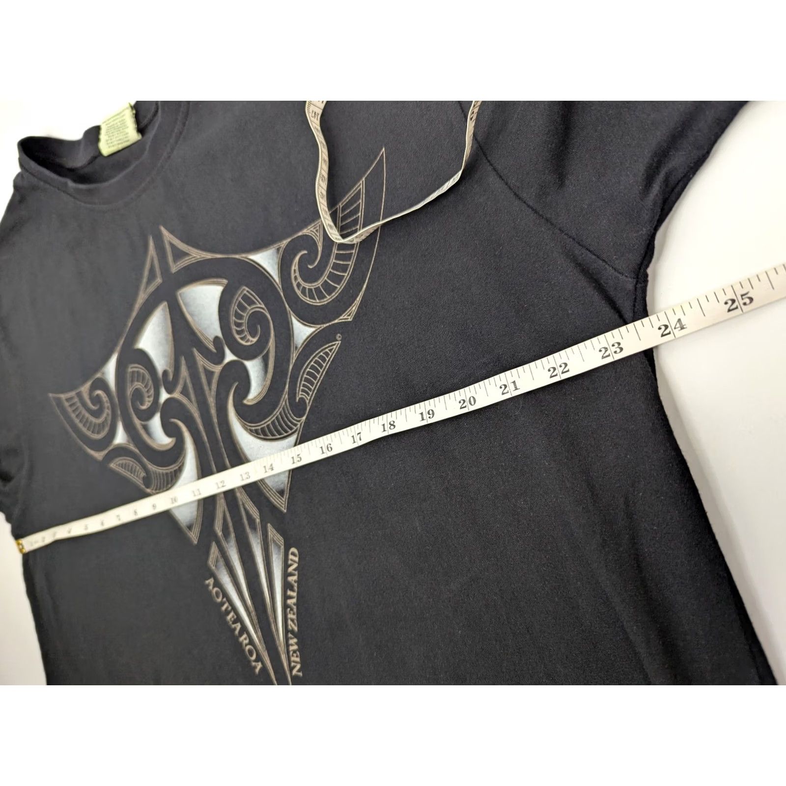 Vintage VINTAGE Clean Green T-Shirt Men 2XL Cotton Black Short Sleeve Crew Neck Embroidered Aotearoa New Zealand Tribal Single Stitch Size US XXL / EU 58 / 5 - 5 Thumbnail