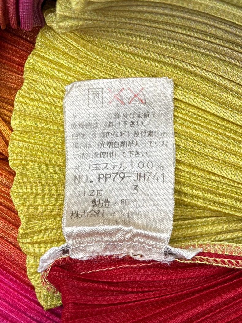 Issey Miyake Issey Miyake size:3 Rainbow Aurora pleated dress Size S / US 4 / IT 40 - 4 Thumbnail