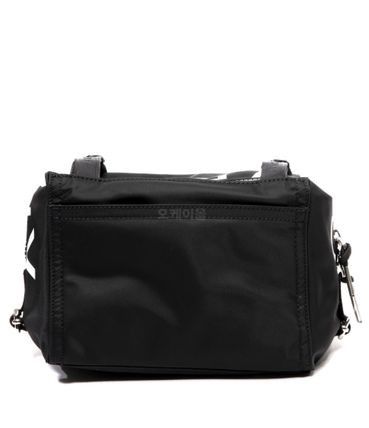 Givenchy o1srvl11e0625 Size:OS/ Pandora Small Bag in Black Size ONE SIZE - 2 Thumbnail