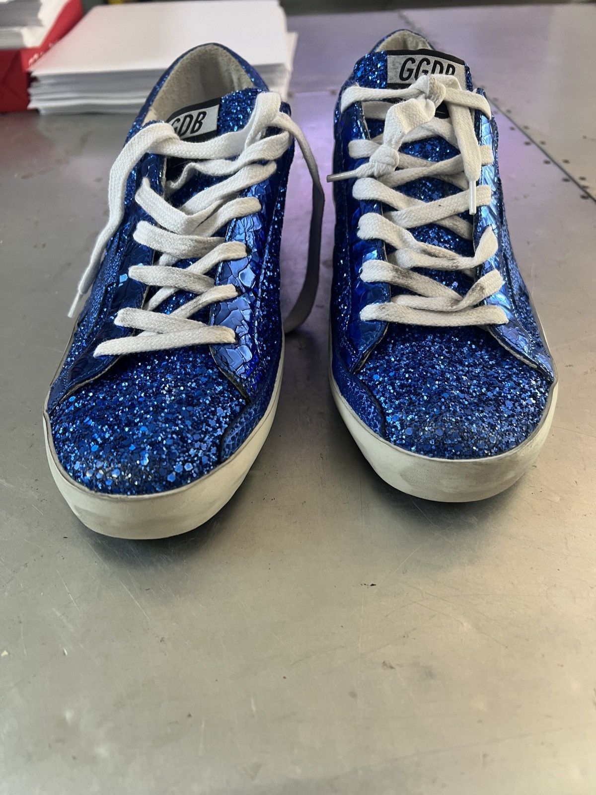 Golden Goose Womens golden goose superstar sneakers Size US 5 / IT 35 - 3 Thumbnail