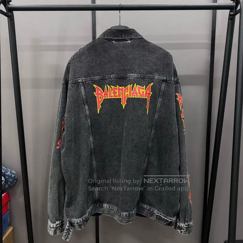 Balenciaga Balenciaga Logo Printed Collar Single Breasted Long Sleeve Size US M / EU 48-50 / 2 - 2 Thumbnail
