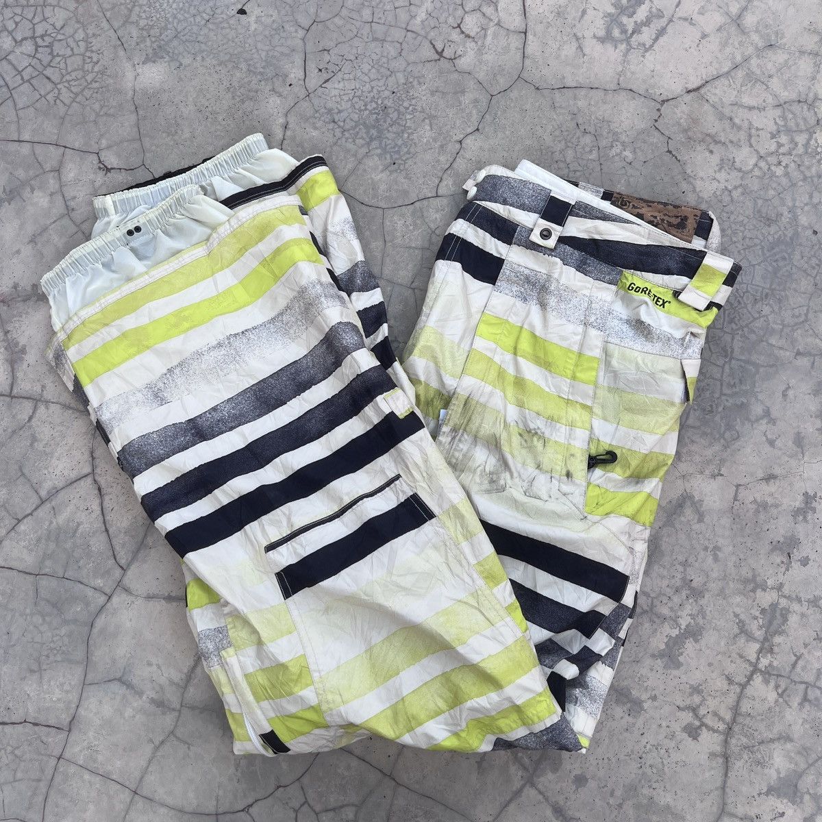 Burton Burton GoreTex Snowboard Pants Size US 40 / EU 56 - 15 Thumbnail