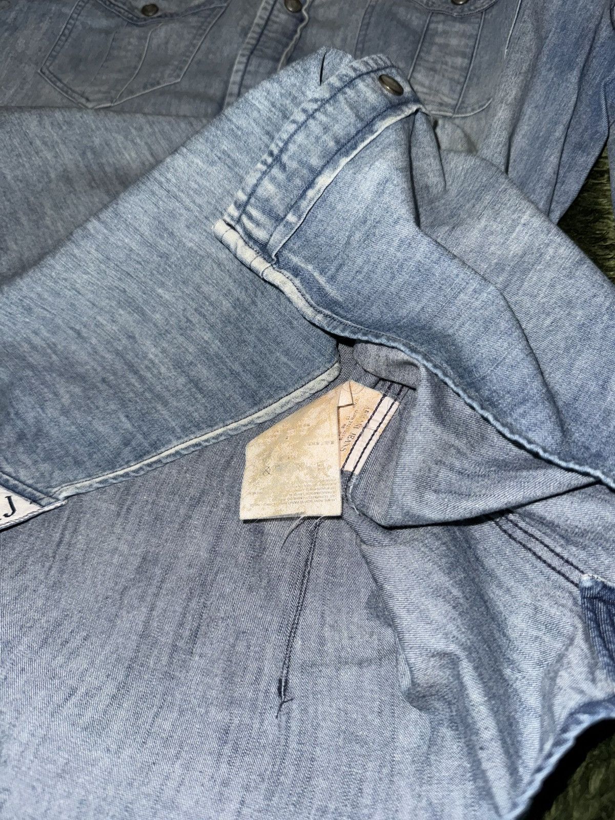 Armani [EU L] Armani Jeans Vintage Washed Western Denim Shirt Size US L / EU 52-54 / 3 - 7 Thumbnail
