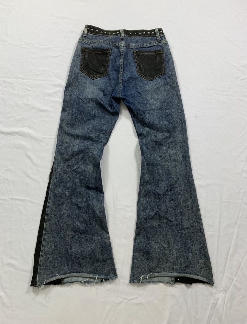 20471120 Y2k Distressed Super Flare Denim Pants Ifsix lgb style Size US 29 - 2 Thumbnail