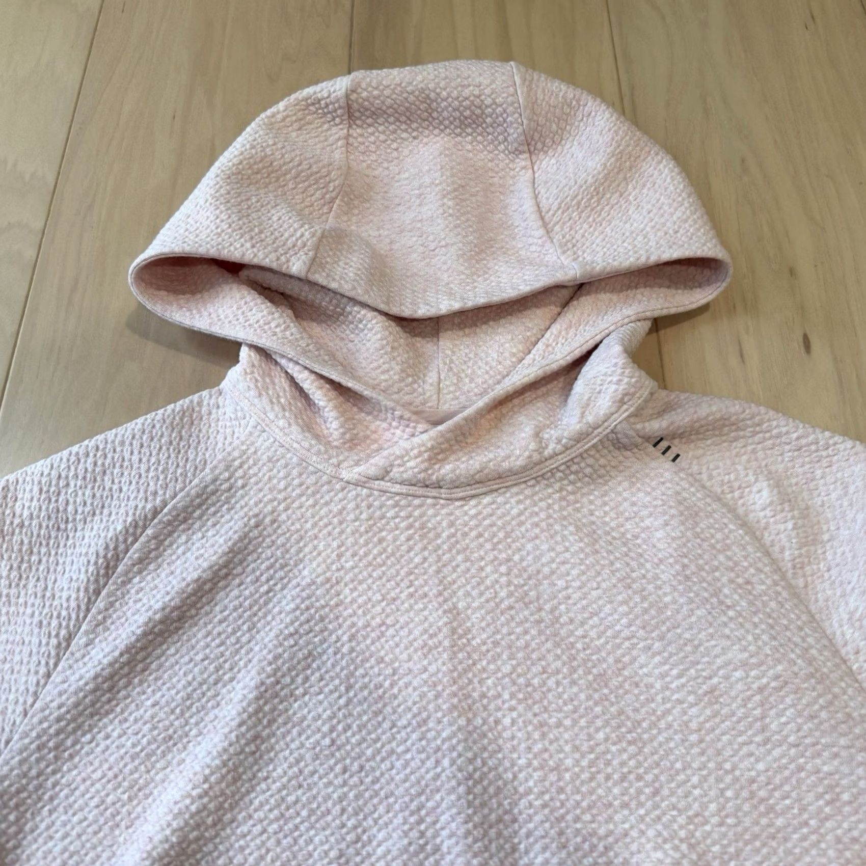 Lululemon Lululemon Hoodie Women's Small Pink Pullover At Ease Cropped Workout Size S / US 4 / IT 40 - 3 Thumbnail