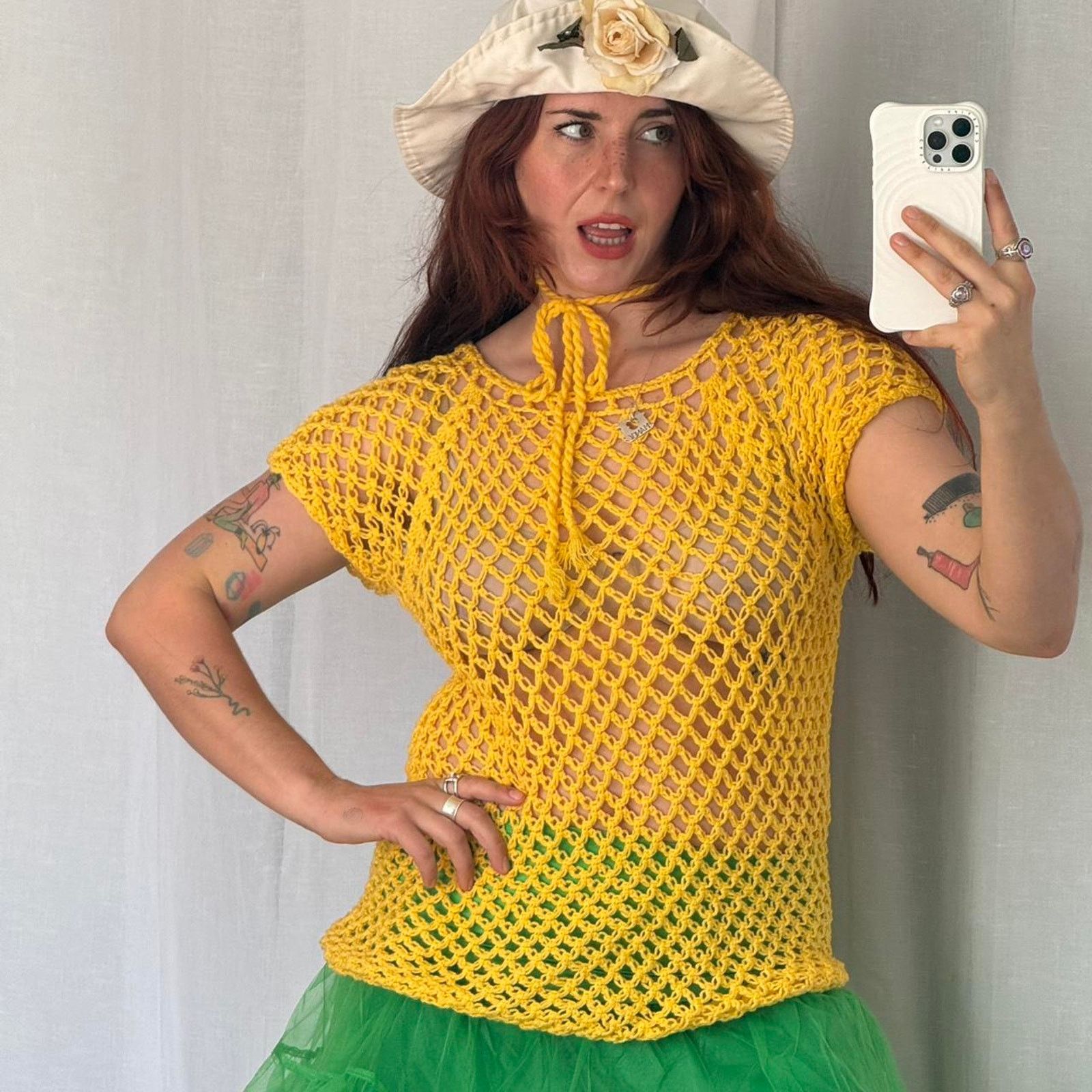 Vintage ✿ ⋆ 𓆩♡𓆪 Vintage Handmade Crochet Net Top 𓆩♡𓆪 Size M / US 6-8 / IT 42-44 - 1 Thumbnail