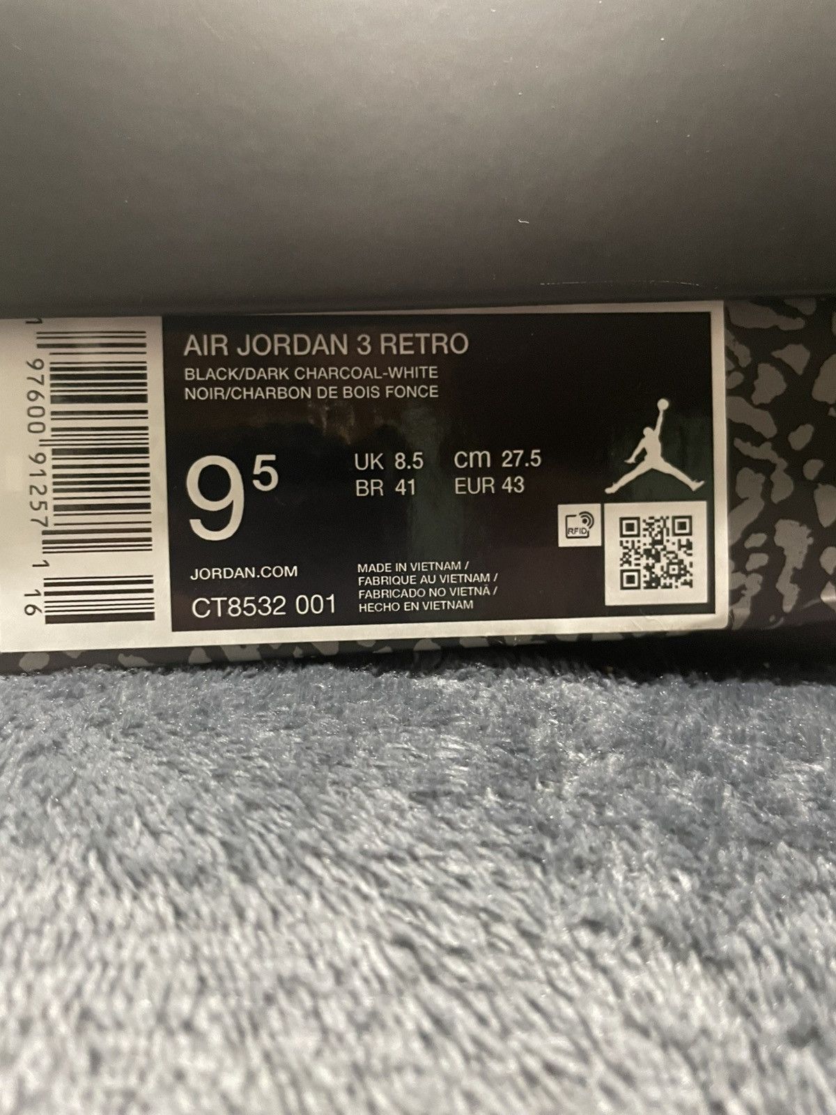 Jordan Brand Air Jordan 3 ‘Black Cat’ 2025 Size US 9.5 / EU 42-43 - 7 Thumbnail