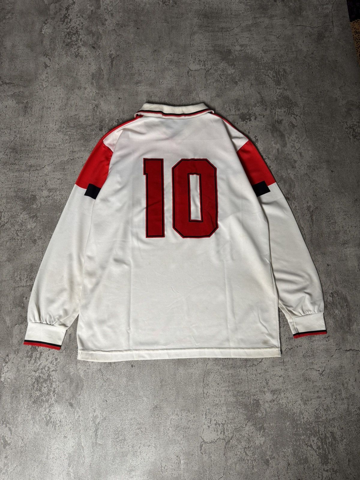 Lotto Sport VINTAGE 1994-1995 AC MILAN AWAY LONG SLEEVE JERSEY SHIRT Size US M / EU 48-50 / 2 - 4 Thumbnail