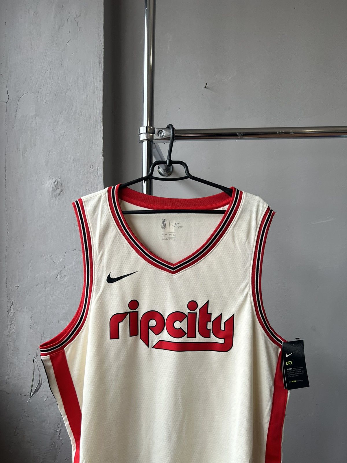 Nike NWT 2019 NBA PORTLAND TRAIL BLAZERS NIKE BASKETBALL JERSEY Size US XXL / EU 58 / 5 - 3 Thumbnail