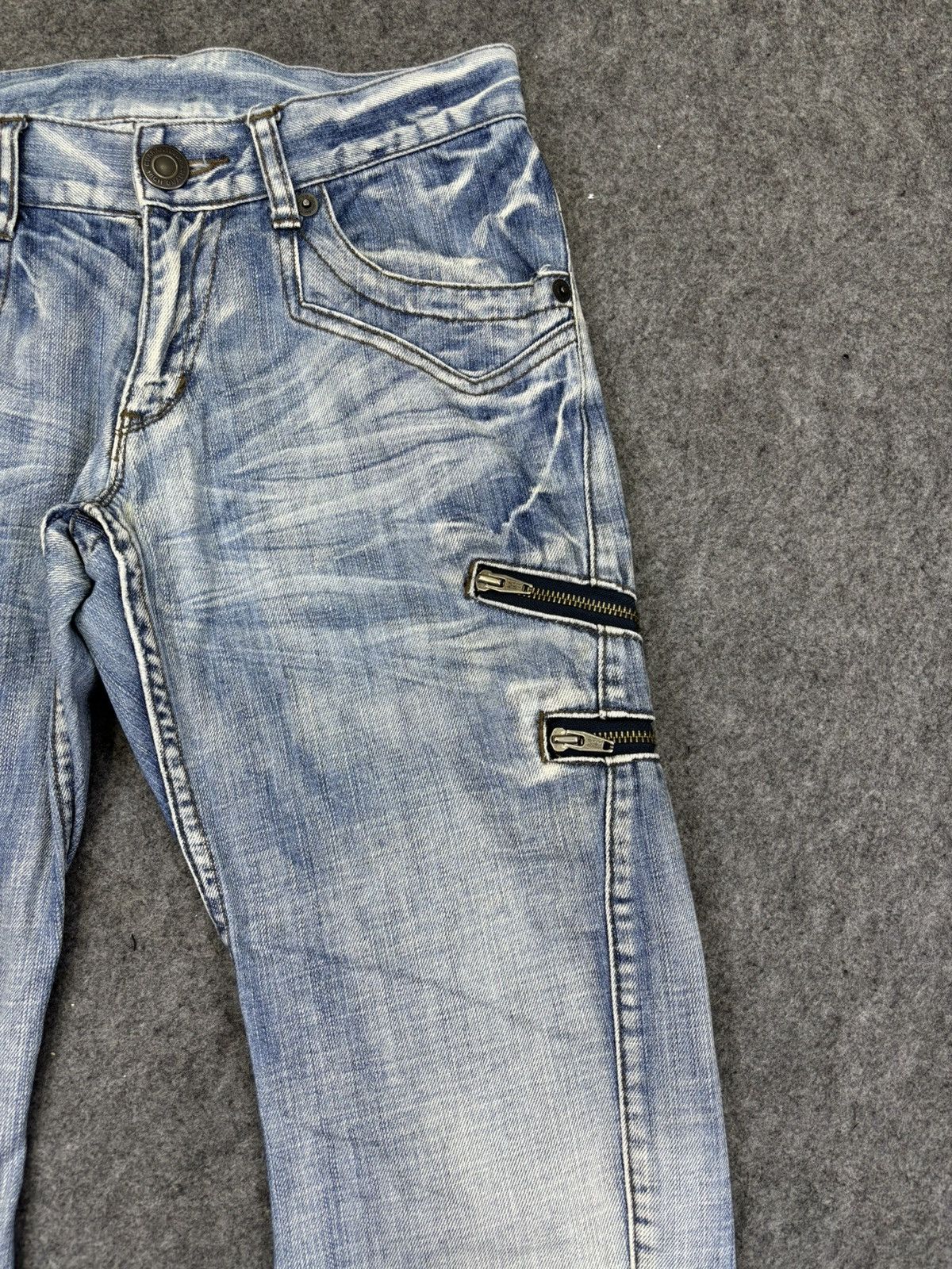 Japanese Brand 💥Curve Flare💥Rattle Trap Zipper Light Wash Curve Jeans F984 Size US 30 / EU 46 - 3 Thumbnail