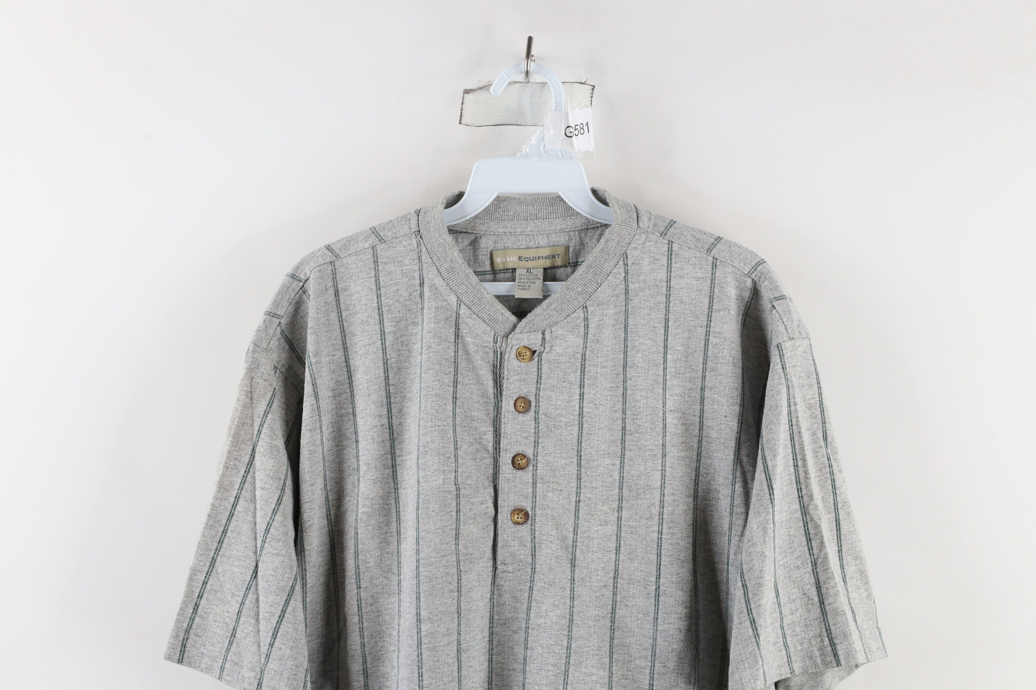 Vintage Vintage 90s Streetwear Short Sleeve Henley T-Shirt Gray Size US XL / EU 56 / 4 - 2 Thumbnail