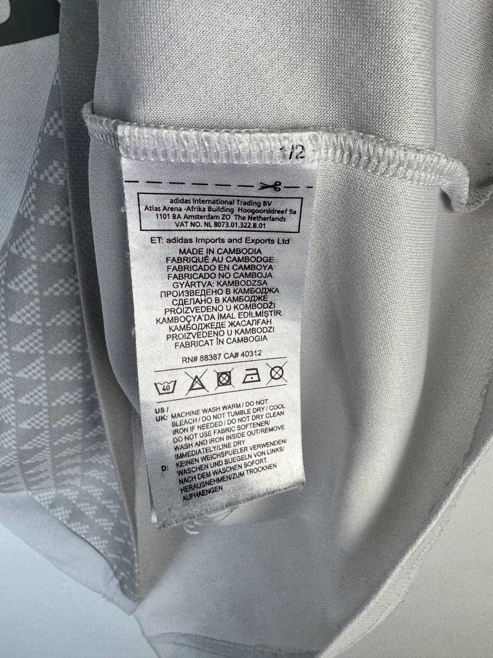 Adidas Vintage soccer football Shirt adidas FC Bayern 19/20 Away Size US M / EU 48-50 / 2 - 5 Thumbnail