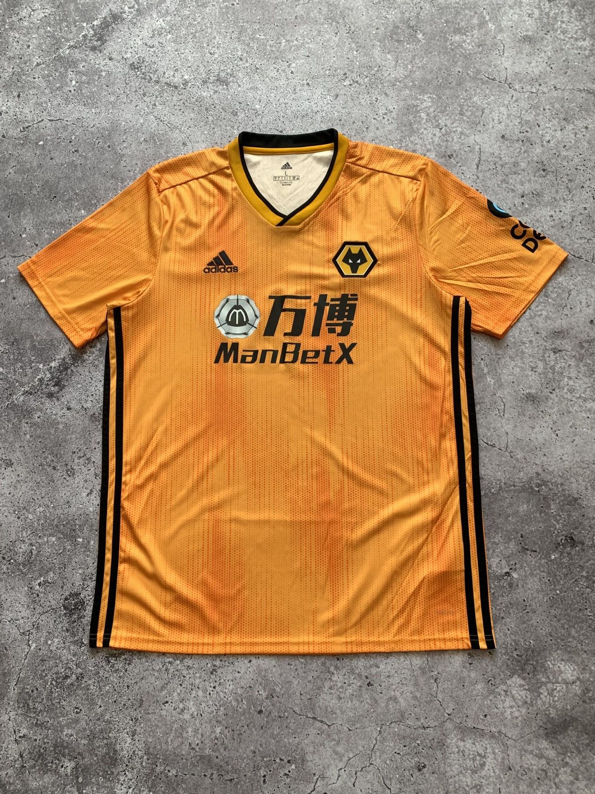 Adidas 🔥ADIDAS WOLVERHAMPTON 2019 2020 HOME SOCCER JERSEY Size US L / EU 52-54 / 3 - 2 Thumbnail