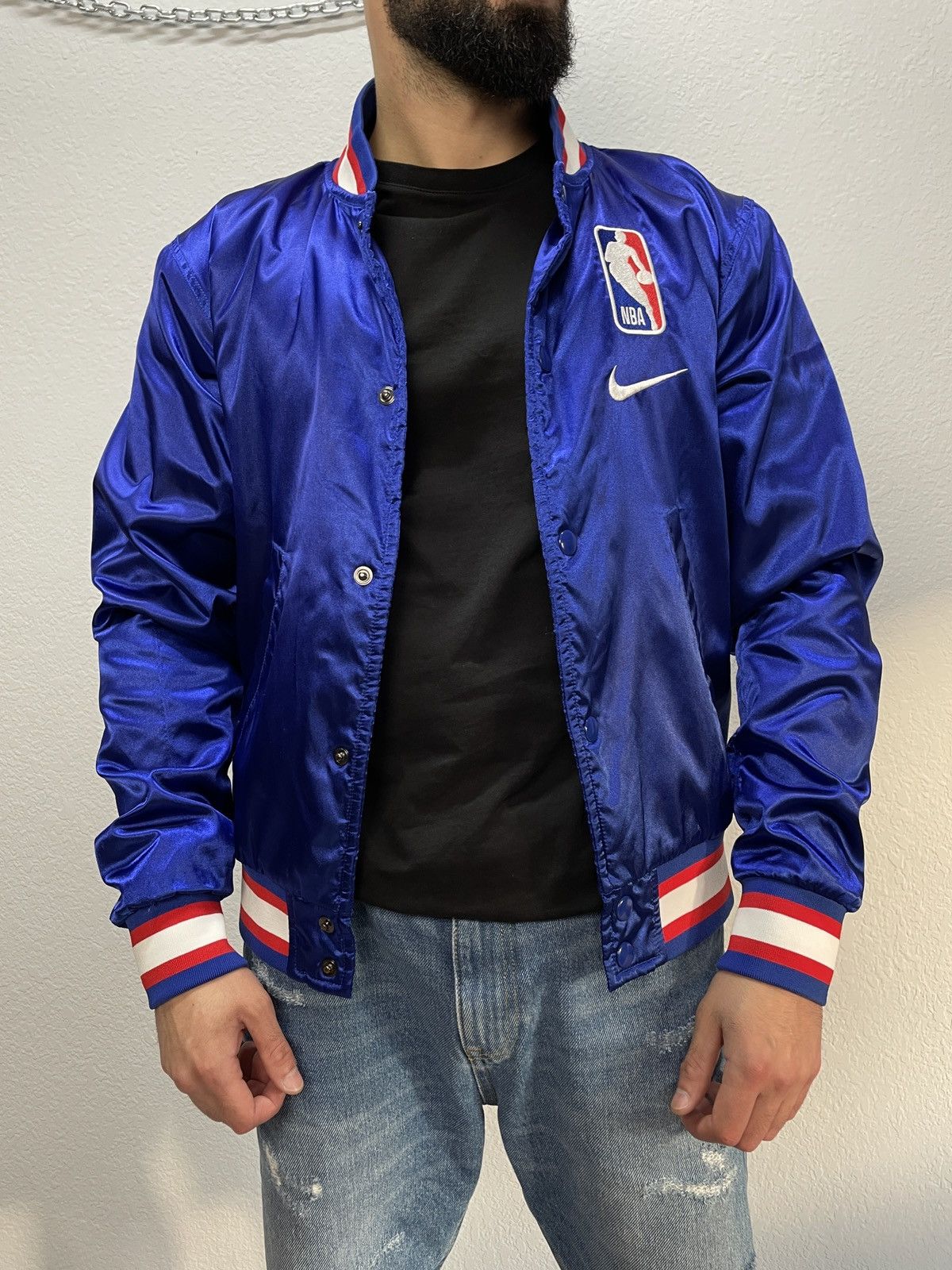 Jordan Brand Vintage Nike NBA Satin Y2K Drill Nylon Bombers Jacket Size US S / EU 44-46 / 1 - 2 Thumbnail