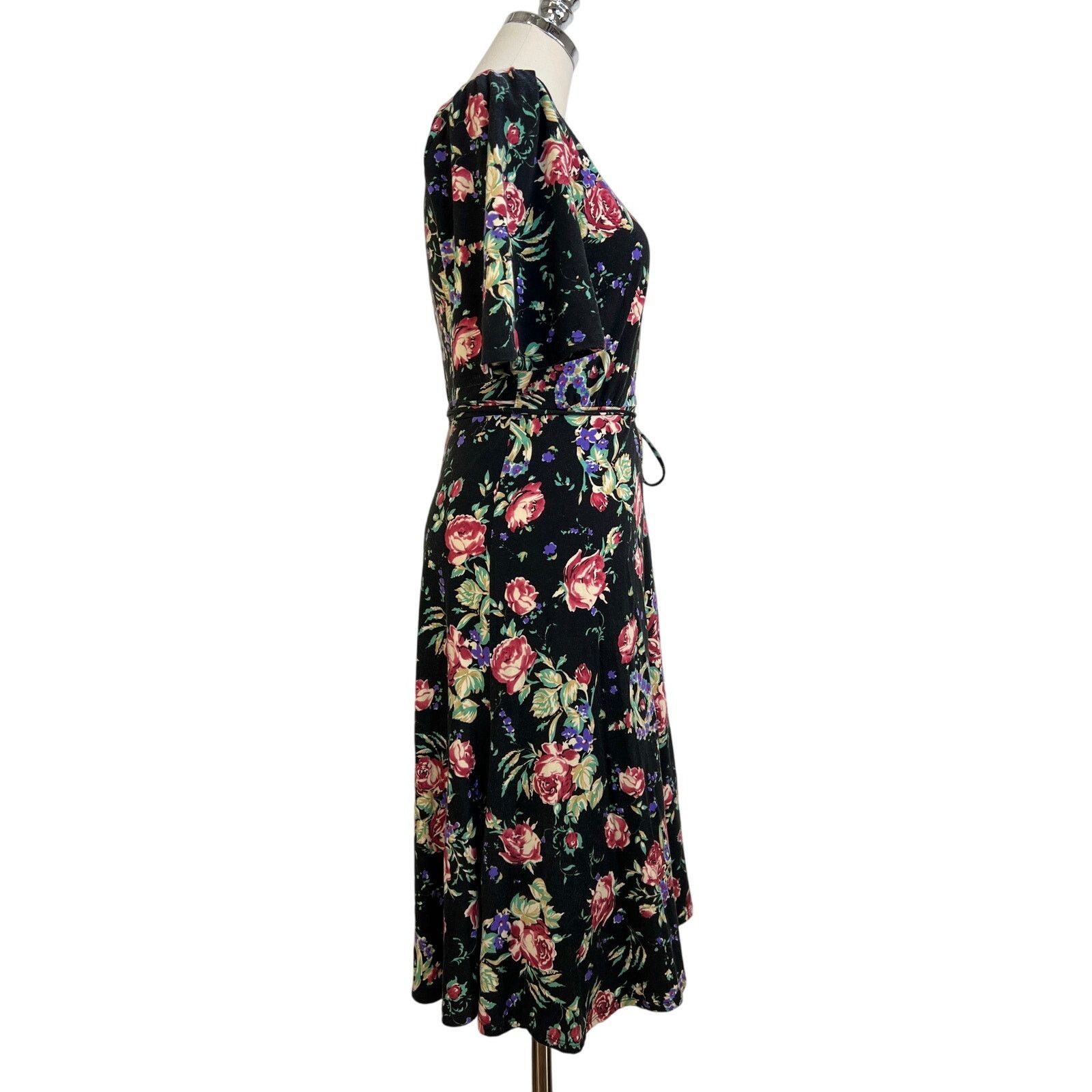 Reformation Reformation Laurel Floral Midi Wrap Dress Size XS / US 0-2 / IT 36-38 - 6 Thumbnail