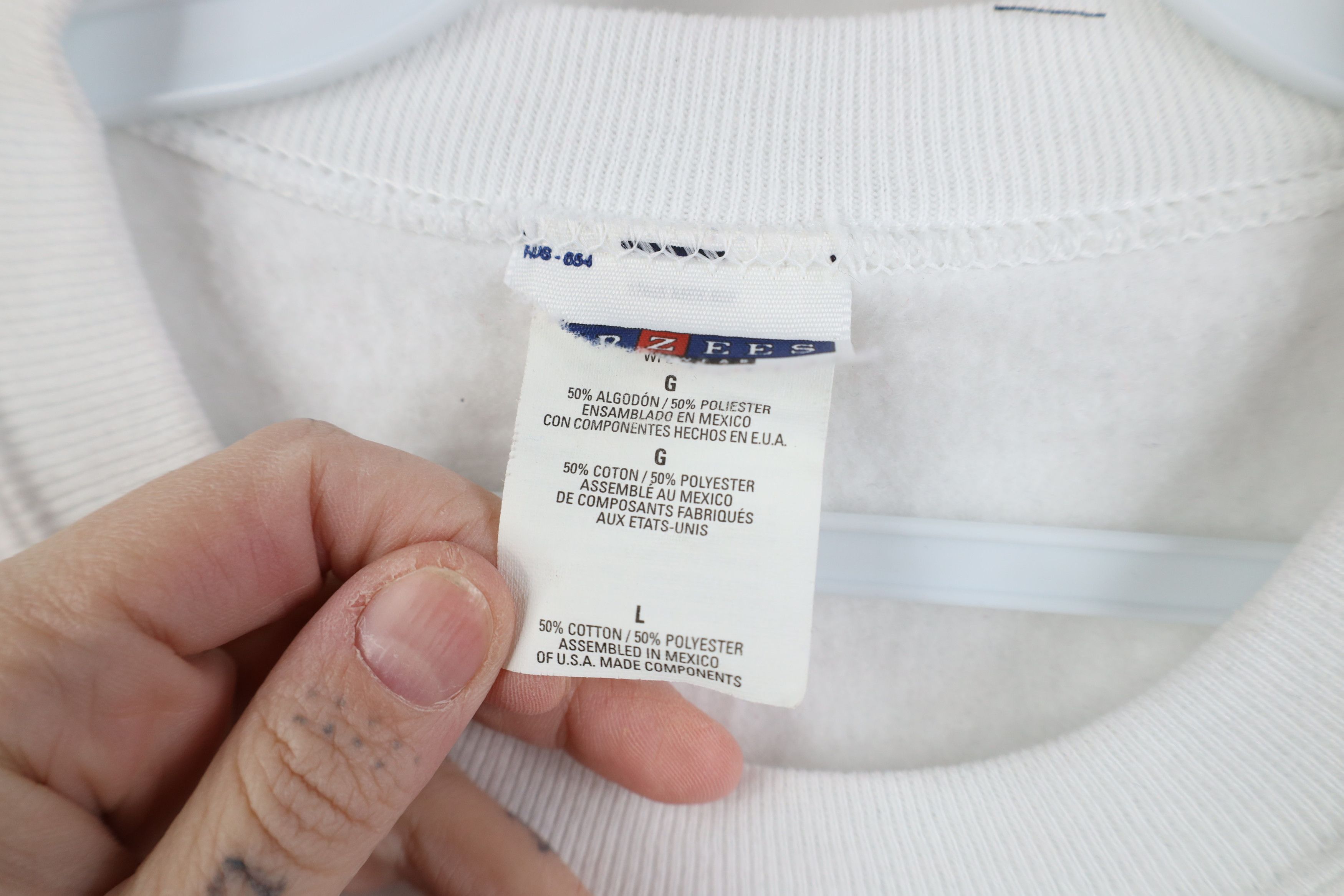 Vintage Vintage Y2K 2001 World Trade Center Flag Sweatshirt White Size US L / EU 52-54 / 3 - 8 Thumbnail