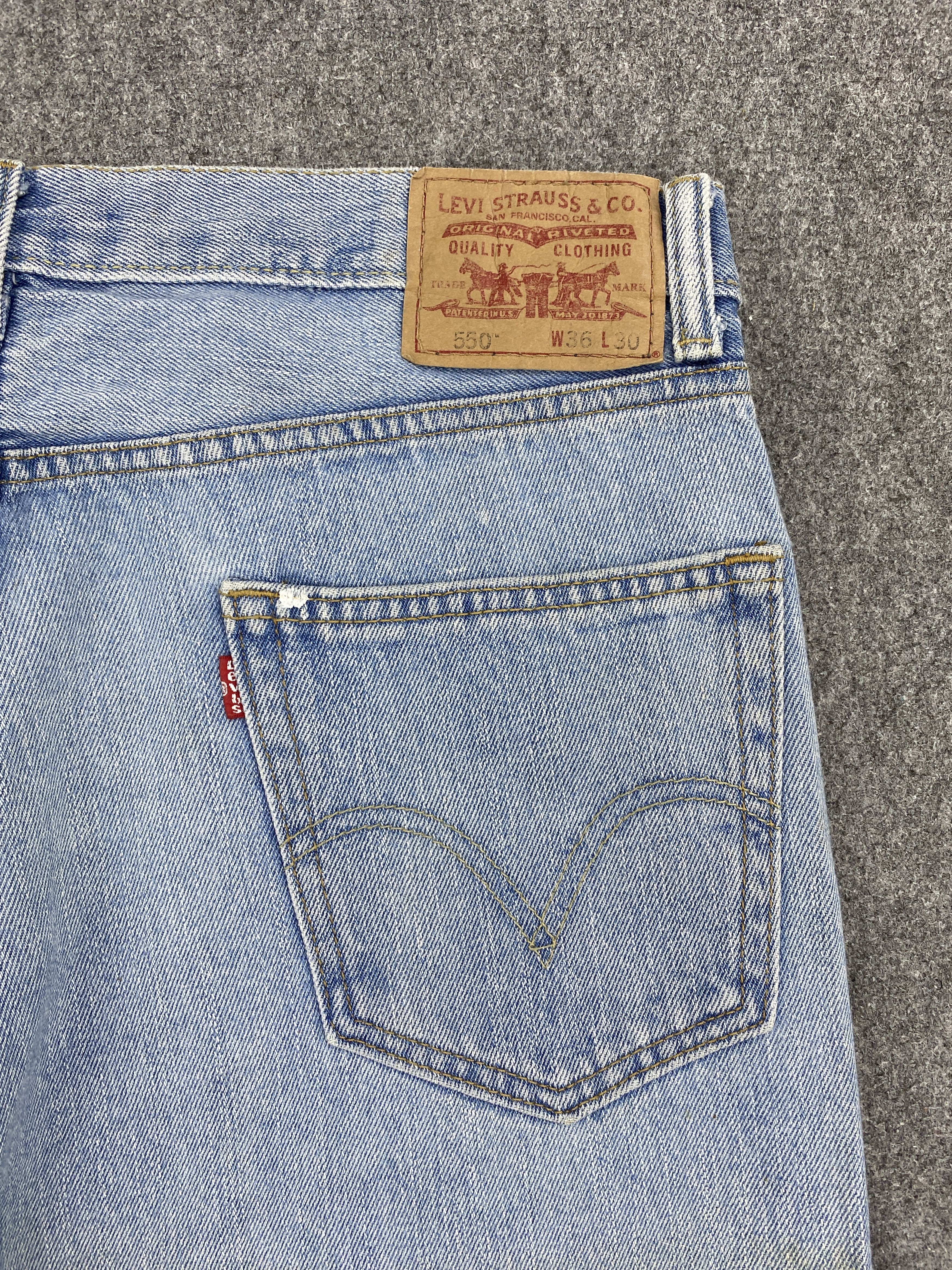 Levi's × Vintage Vintage Levis 550 Light Blue Jeans Size US 36 / EU 52 - 12 Thumbnail