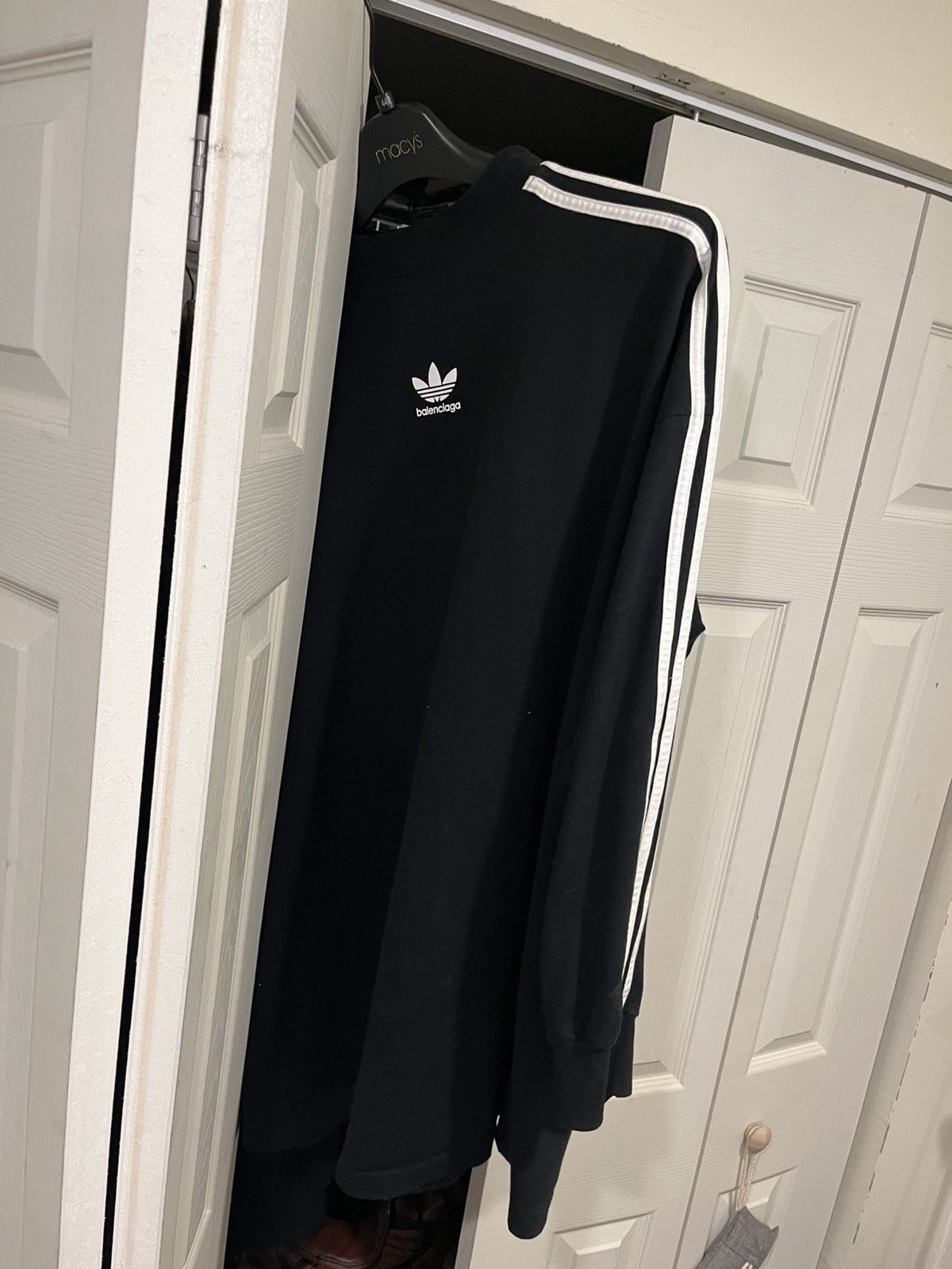 Balenciaga Balenciaga x adidas Long Sleeve T-Shirt Oversized Size US XL / EU 56 / 4 - 5 Thumbnail