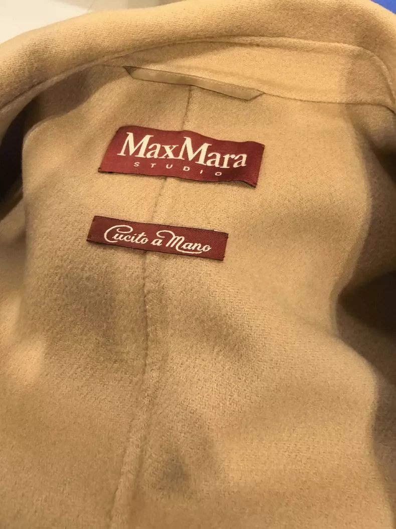 Max Mara Max Mara Coat Size M / US 6-8 / IT 42-44 - 2 Thumbnail