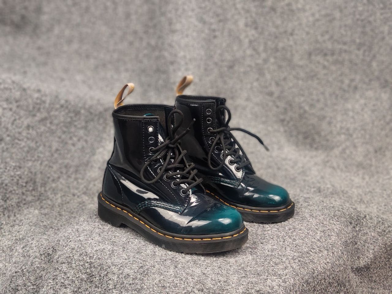 Dr. Martens Dr.Martens 1460 Vegan gradient patent leather Combat Boots Size US 5 / IT 35 - 2 Thumbnail