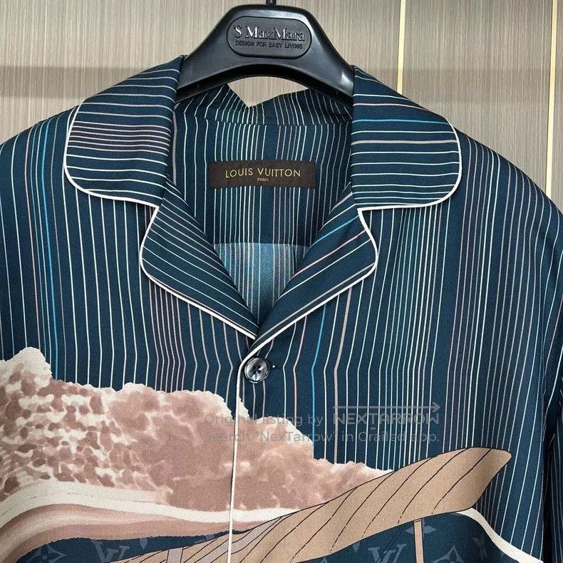Louis Vuitton Louis Vuitton Silk Pajama Shirt in Blue. Size US S / EU 44-46 / 1 - 3 Thumbnail