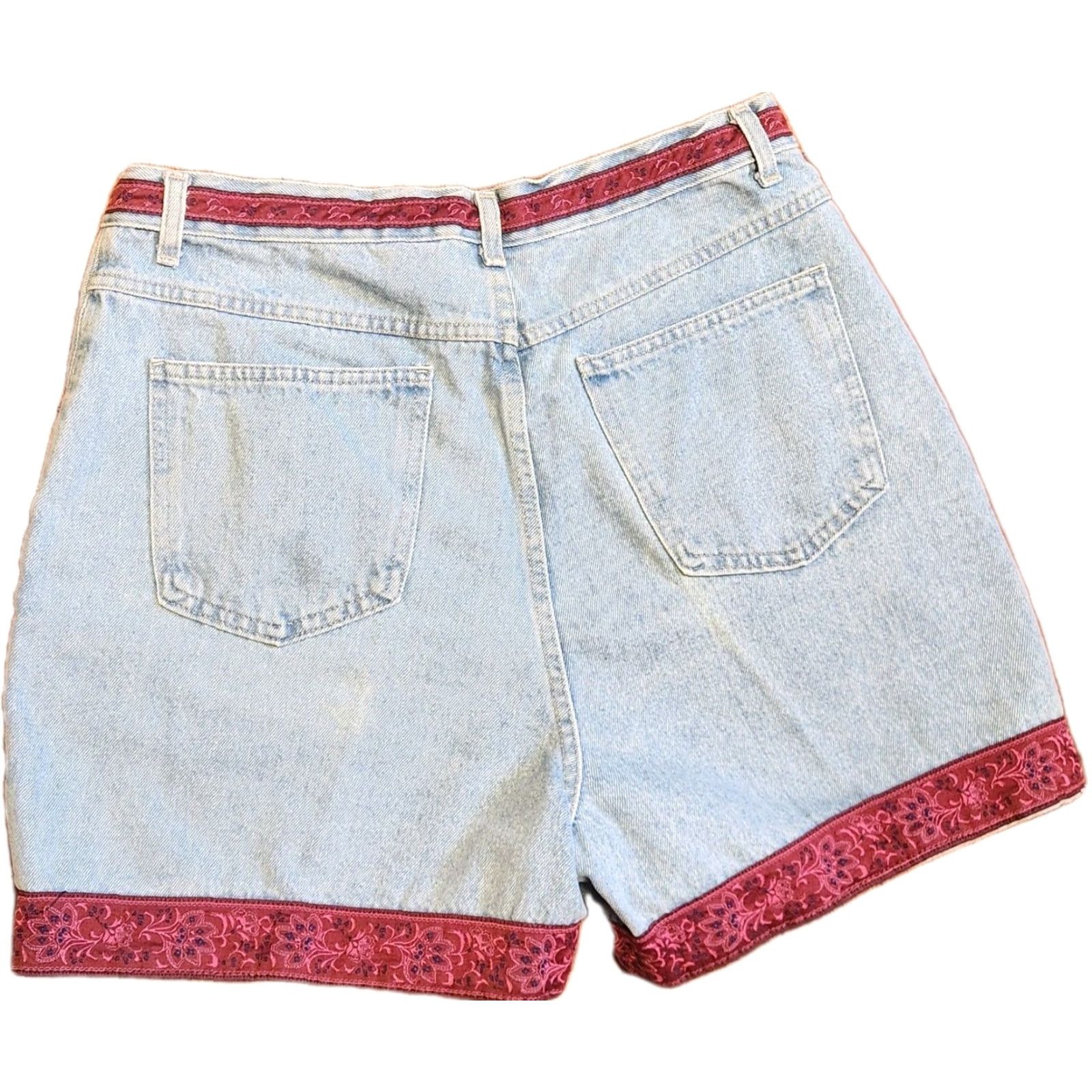 Bill Blass VINTAGE BILL BLASS Jean Shorts Women 14W Denim Floral Trim Light Wash 80s 90s Retro High Rise 32 in Waist 4 in Inseam Mens, Womens, Girls, Boys Size 36" / US 14 / IT 50 - 2 Thumbnail