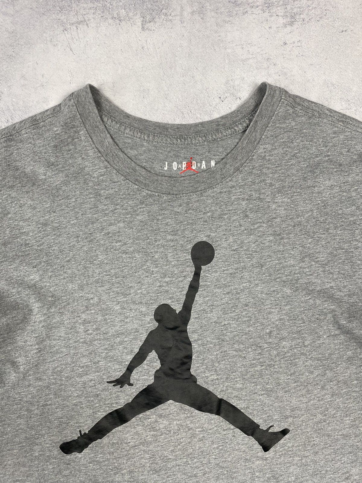 Jordan Brand Nike Air Jordan Big Logo T Shirt Size M Size US M / EU 48-50 / 2 - 5 Thumbnail