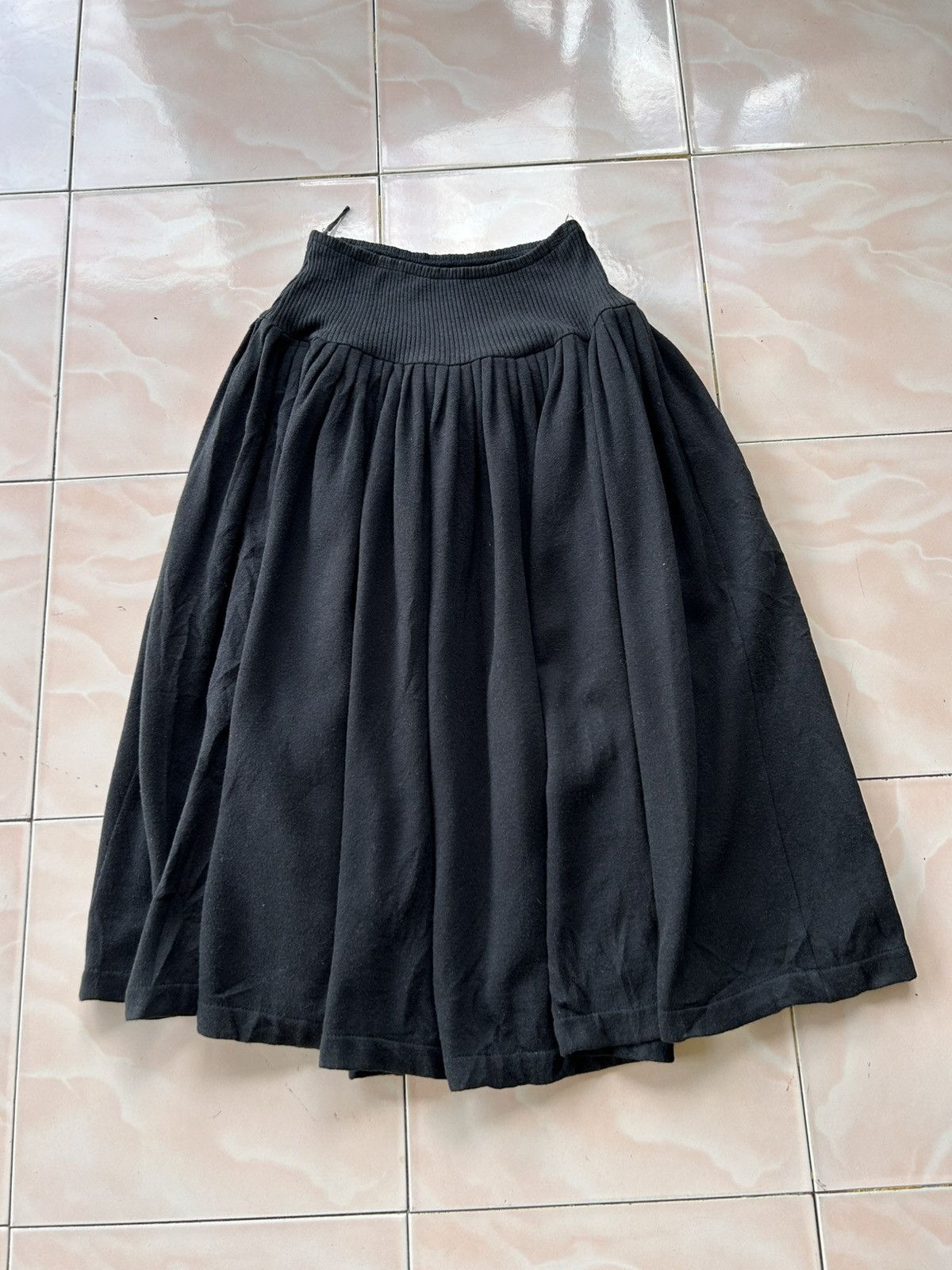 Norma Kamali Norma Kamali Skirt Size 22" - 3 Thumbnail