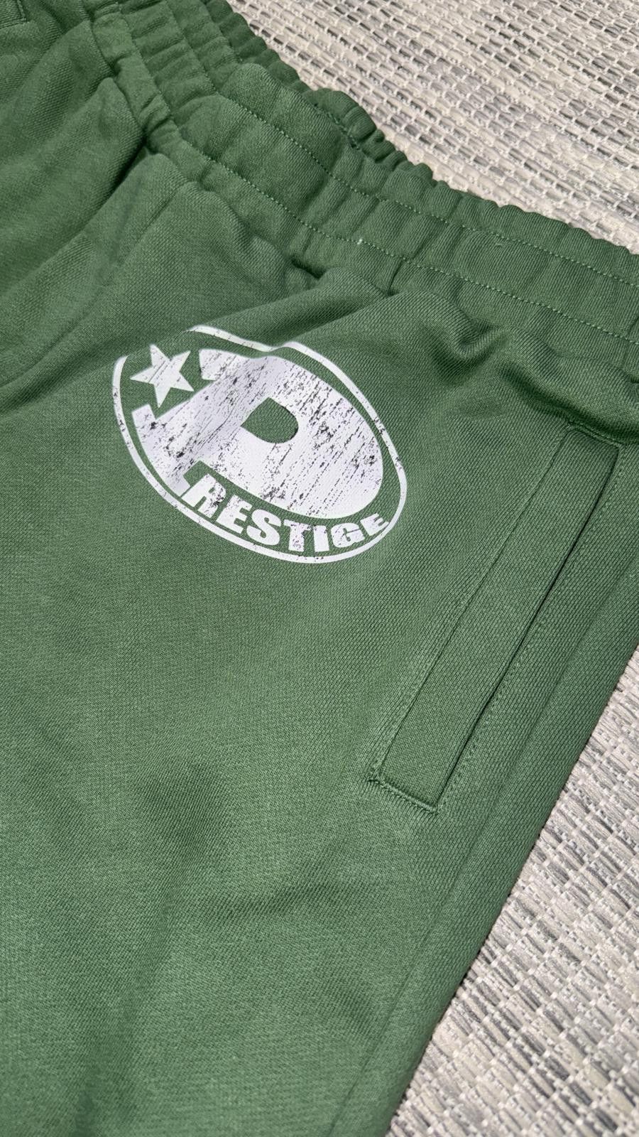 Other Prestige Green Big P Shorts Size US 34 / EU 50 - 2 Thumbnail