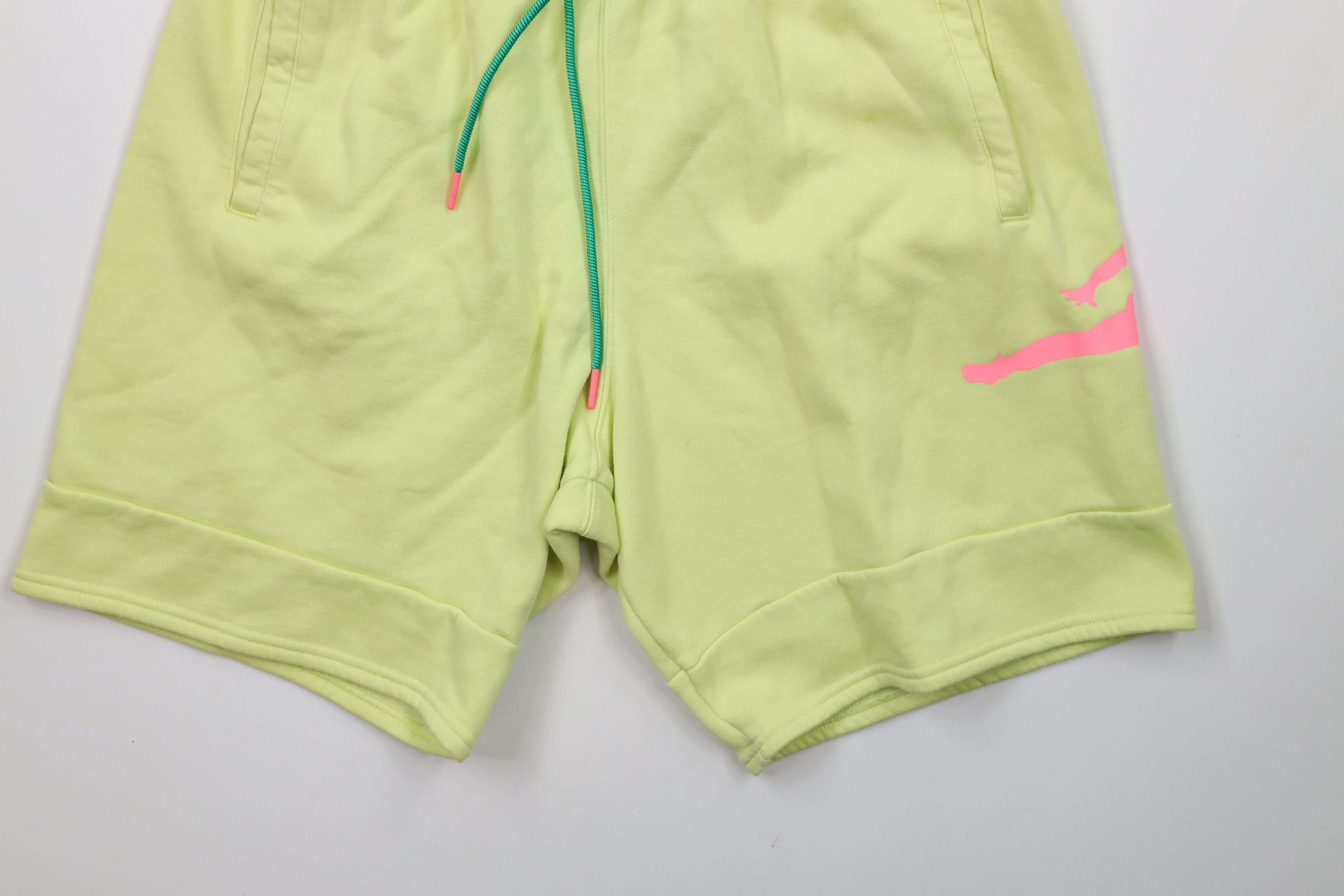 Nike × Vintage Nike Air Jordan Big Logo Jumpman Fleece Shorts Lime Green Size US 32 / EU 48 - 5 Thumbnail