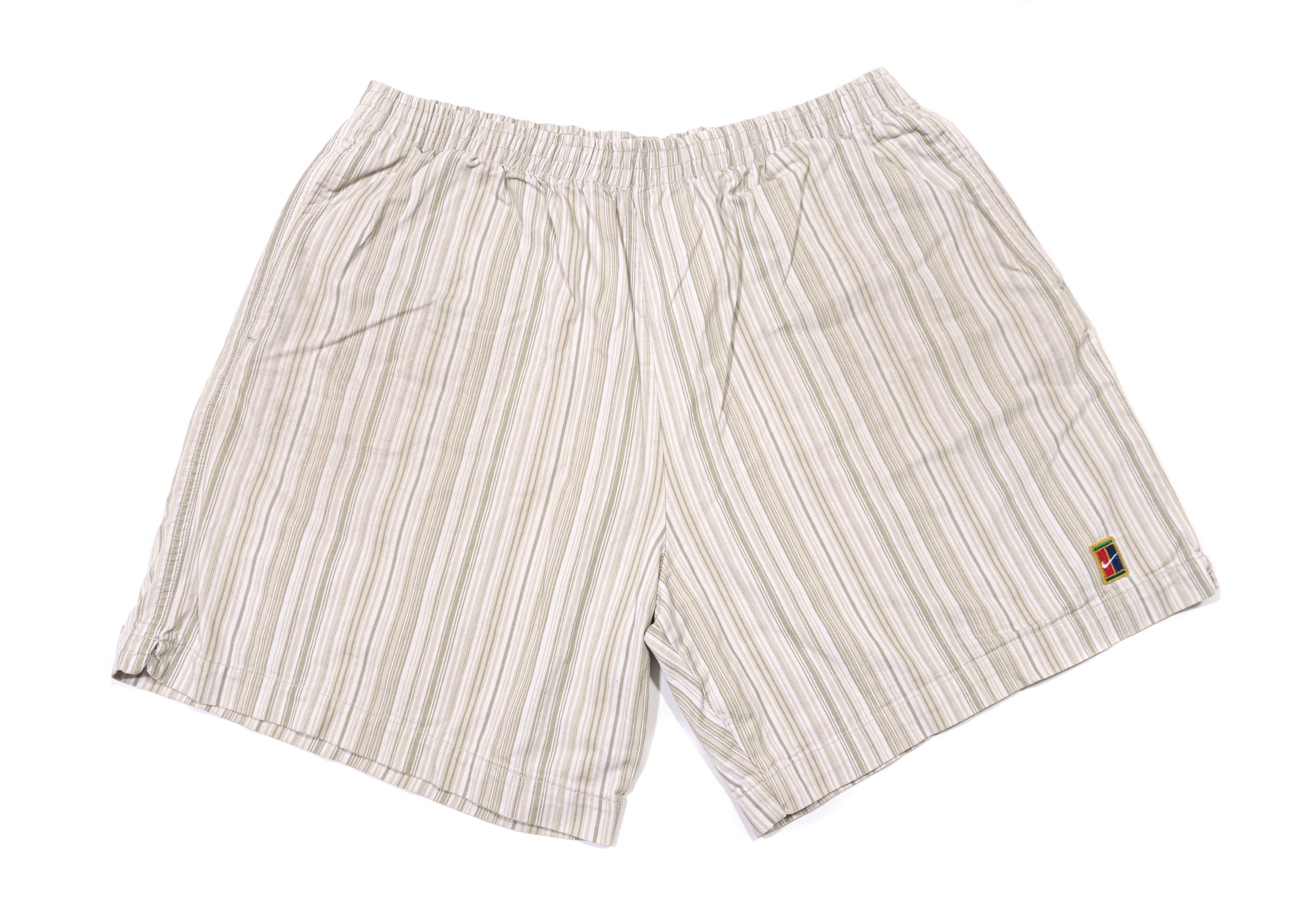 Nike 90S Court Stripes Shorts Size US 36 / EU 52 - 1 Thumbnail