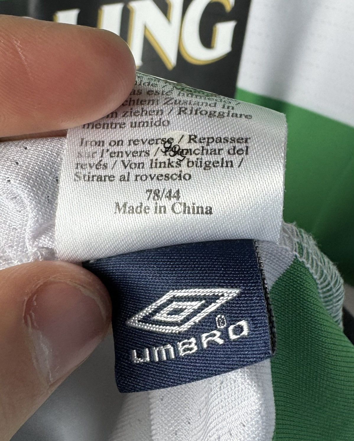 Umbro Celtic 2004 2006 Home Football Shirt Soccer Jersey Umbro Size US L / EU 52-54 / 3 - 14 Thumbnail