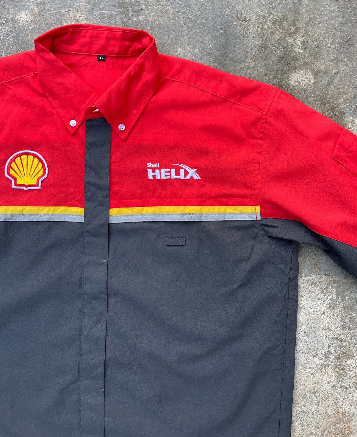 Ferrari × Sports Specialties 🔥Vintage Shell x Ferrari Workshirt Button Ups Size US L / EU 52-54 / 3 - 5 Thumbnail