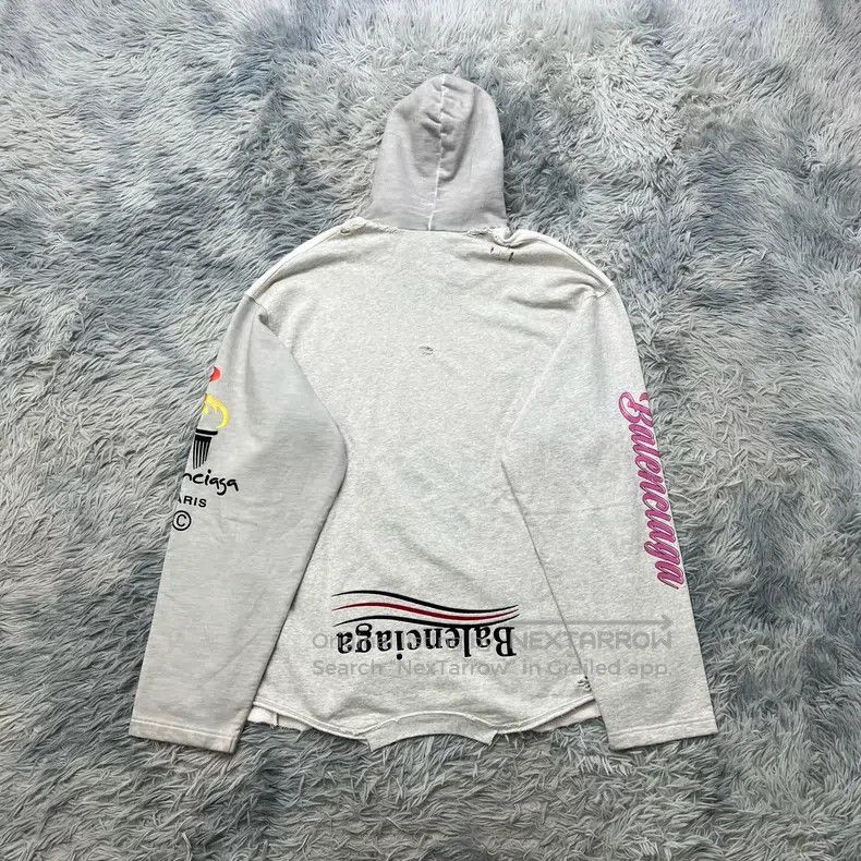 Balenciaga Balenciaga Inverted Hooded Sweatshirt Size US M / EU 48-50 / 2 - 2 Thumbnail