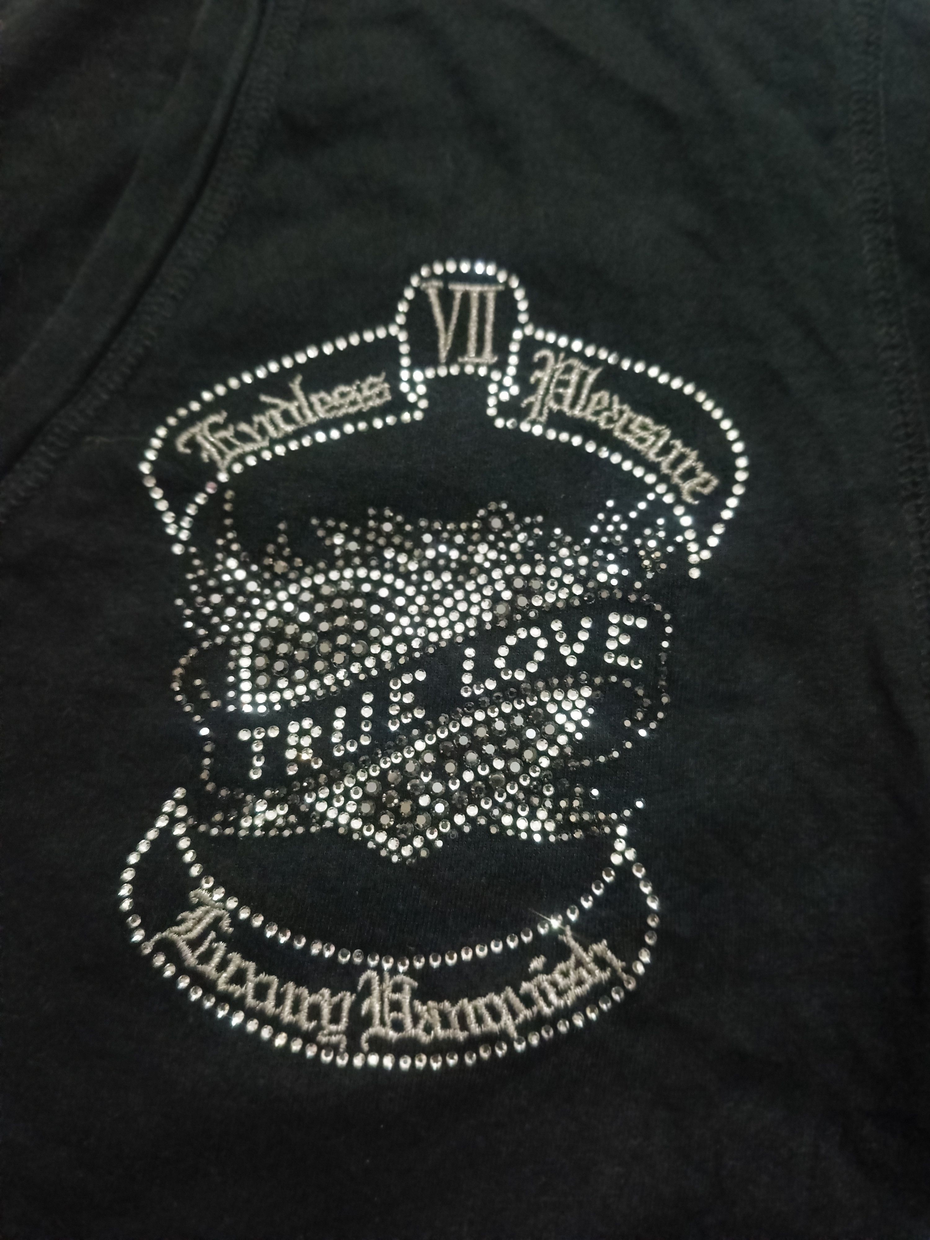 Vanquish Rare Vanquish Gold Cavalier Servente Spellout V neck t shirt Size XS / US 0-2 / IT 36-38 - 2 Thumbnail