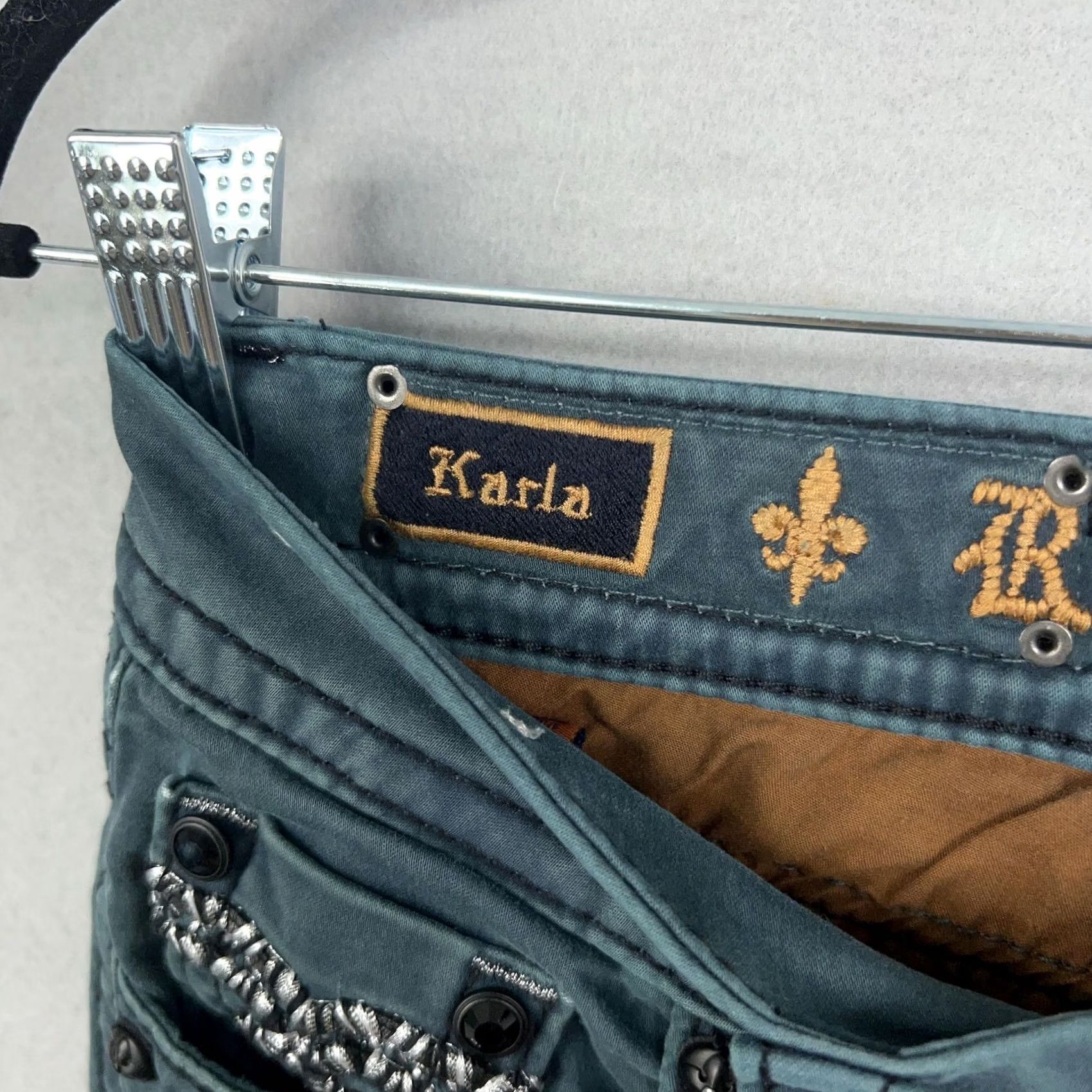 Vintage Rock Revival Jeans Womens 26 Green Denim Karla Skinny Embroidered 90s Y2K Distressed Rhinestone Tailored Logo Pocket Leather Patch Bagged Size 26" / US 2 / IT 38 - 5 Thumbnail