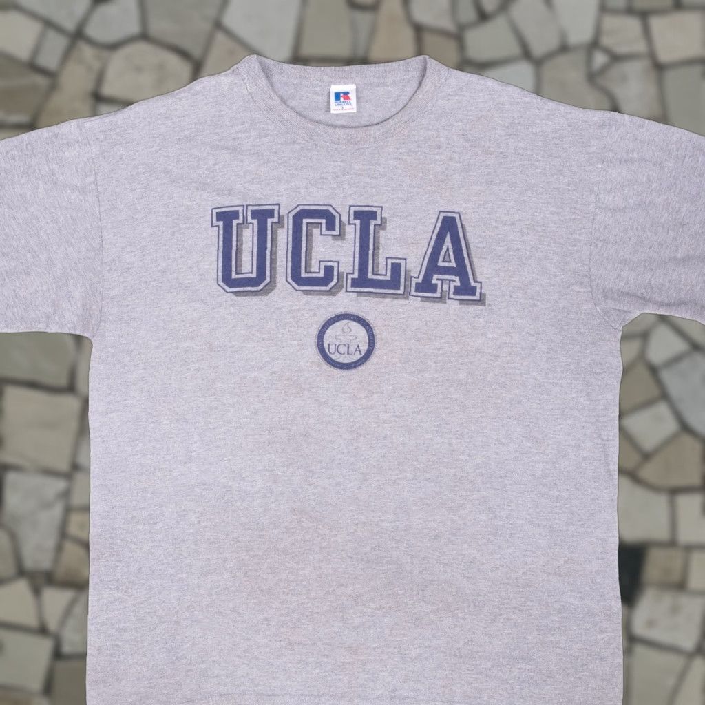 VINTAGE UCLA Bruins Grey Tee Shirt Large Shirt Unisex 58% Polyester 42% Cotton Russell Athletic NCAA Graphic Tee Mens Womens Boys Girls