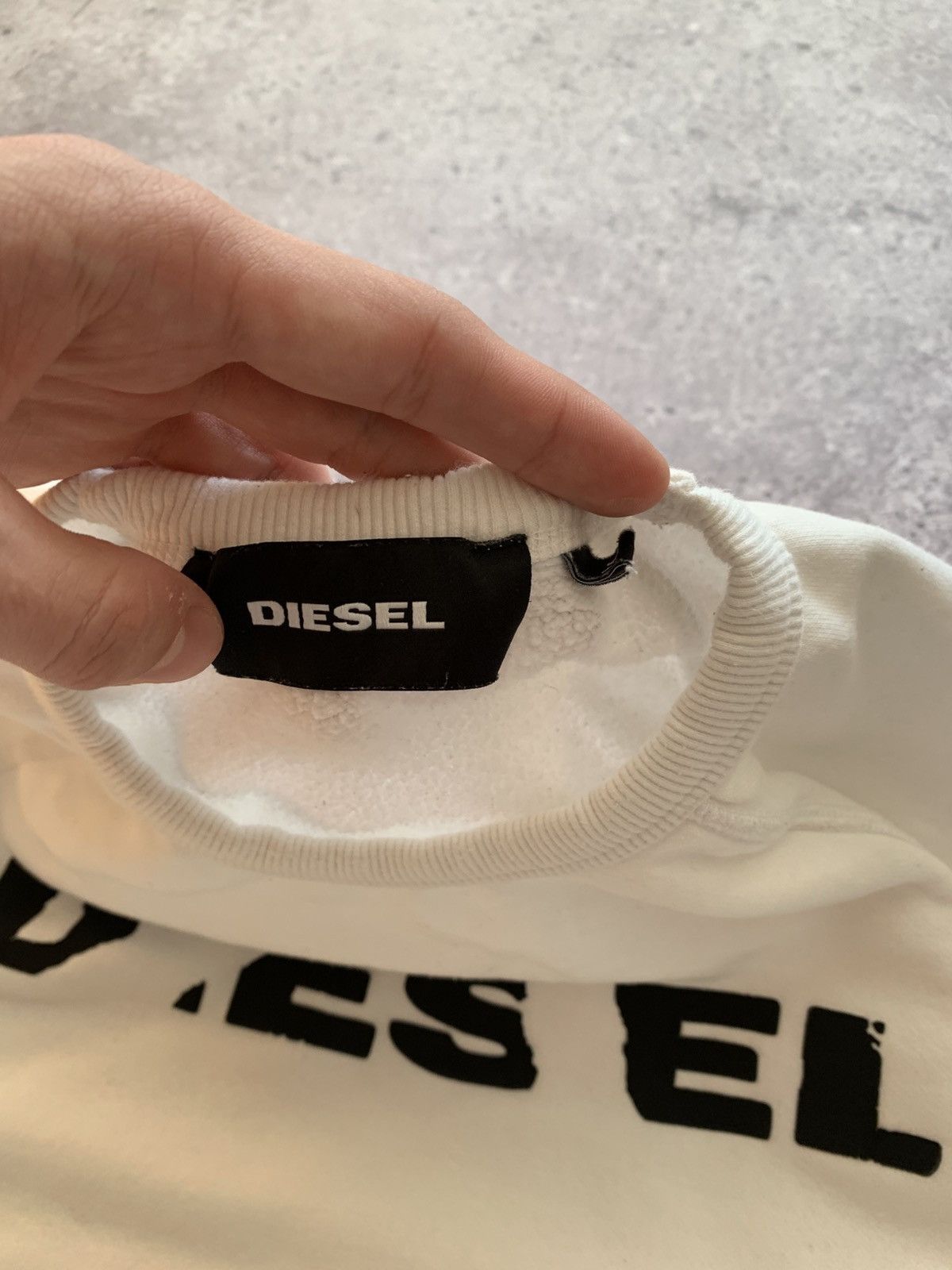 Diesel 🔥DIESEL DISTRESSED LOGO SWEATSHIRT Size US M / EU 48-50 / 2 - 6 Thumbnail