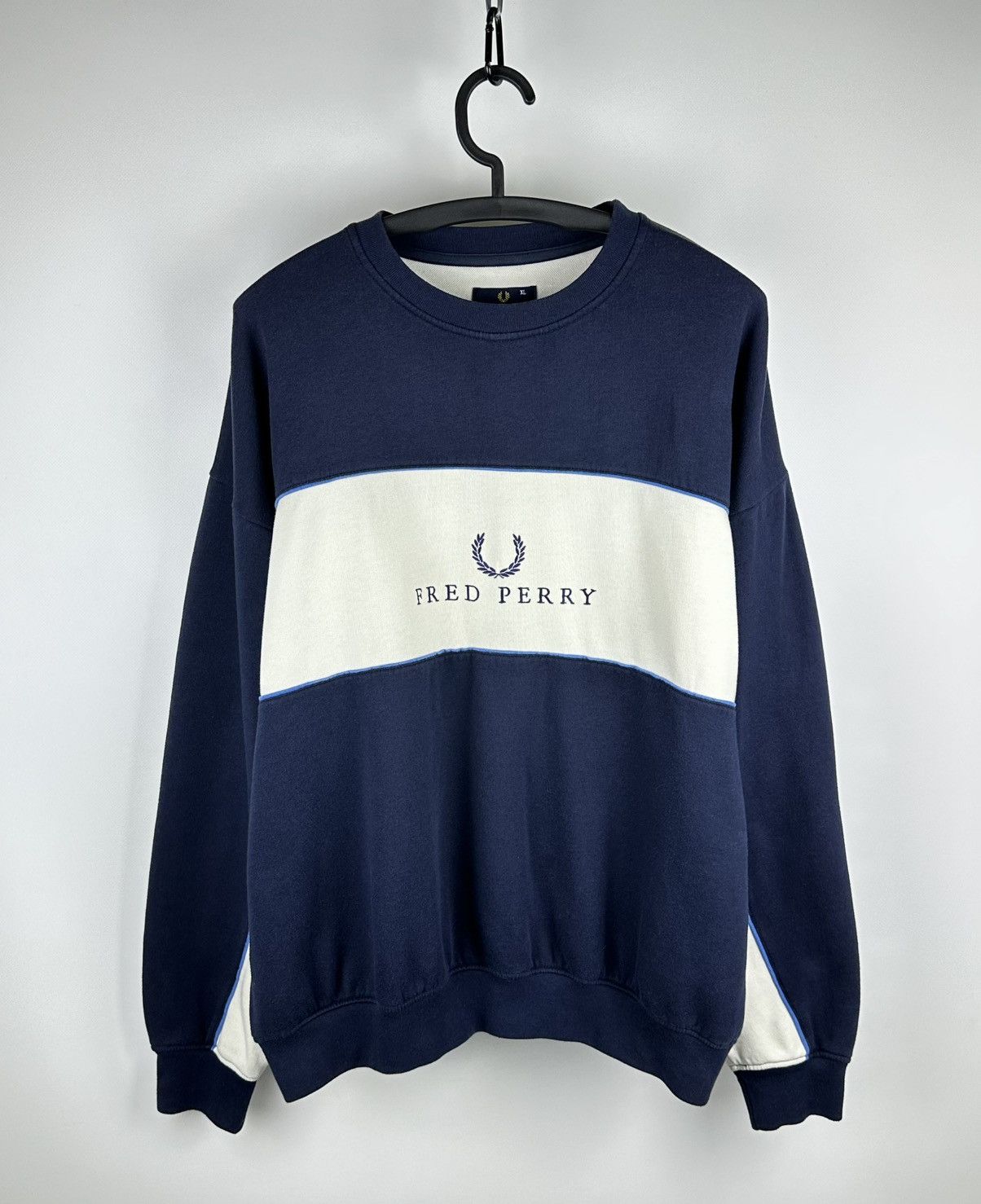 Fred Perry Vintage Fred Perry Blue Sweatshirt XL Crewneck Big Logo Size US XL / EU 56 / 4 - 2 Thumbnail