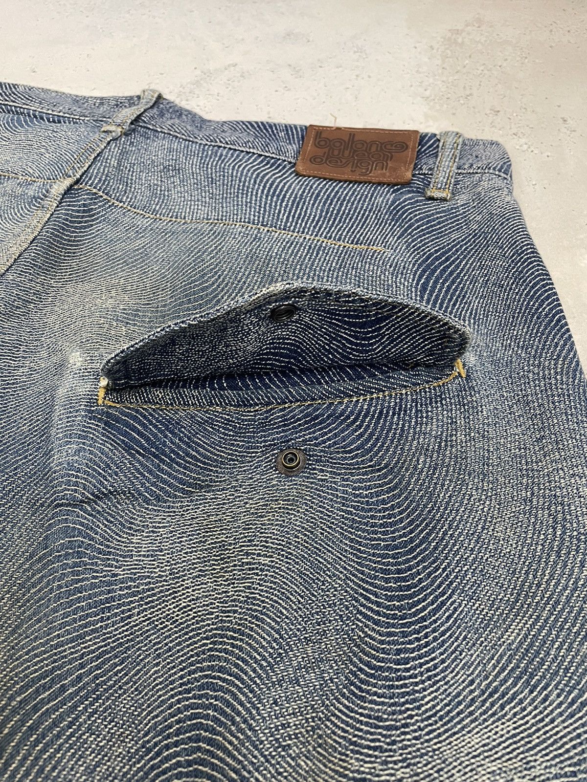 GOSTAR DE FUGA Japan Semantic Rare Style Distress Denim (A11) Size US 36 / EU 52 - 17 Thumbnail