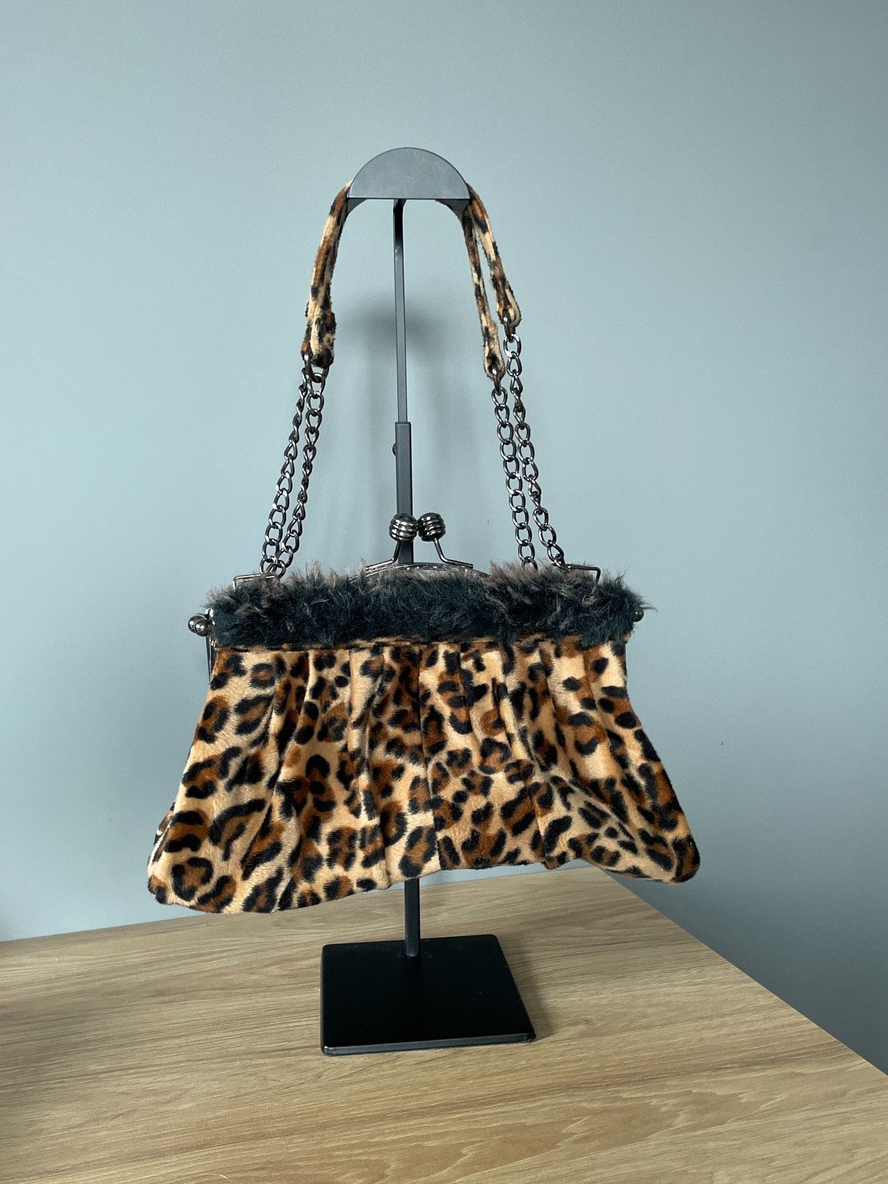 Vintage Vintage Y2k Leopard Sherpa Hand Bag 00s Size ONE SIZE - 2 Thumbnail